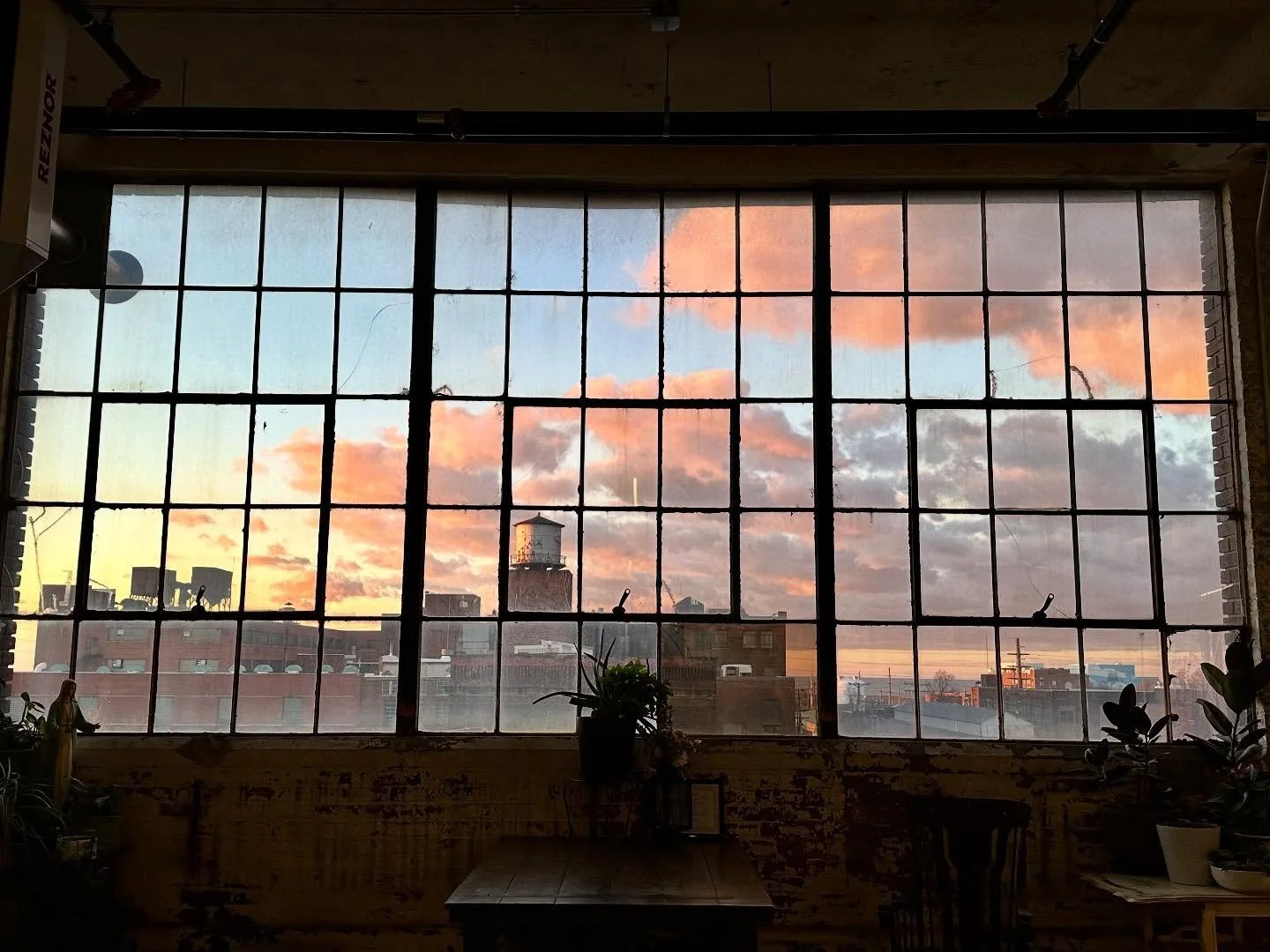 COMMUNITY SPOTLIGHT 🌟 

Just to the North of our building is the incredible community of artists at the @twistdrillcleveland 

The @artistsatthetwist will be joining us for our HOLIDAY COMMUNITY COLLABORATION in the St. Clair Superior Neighborhood a