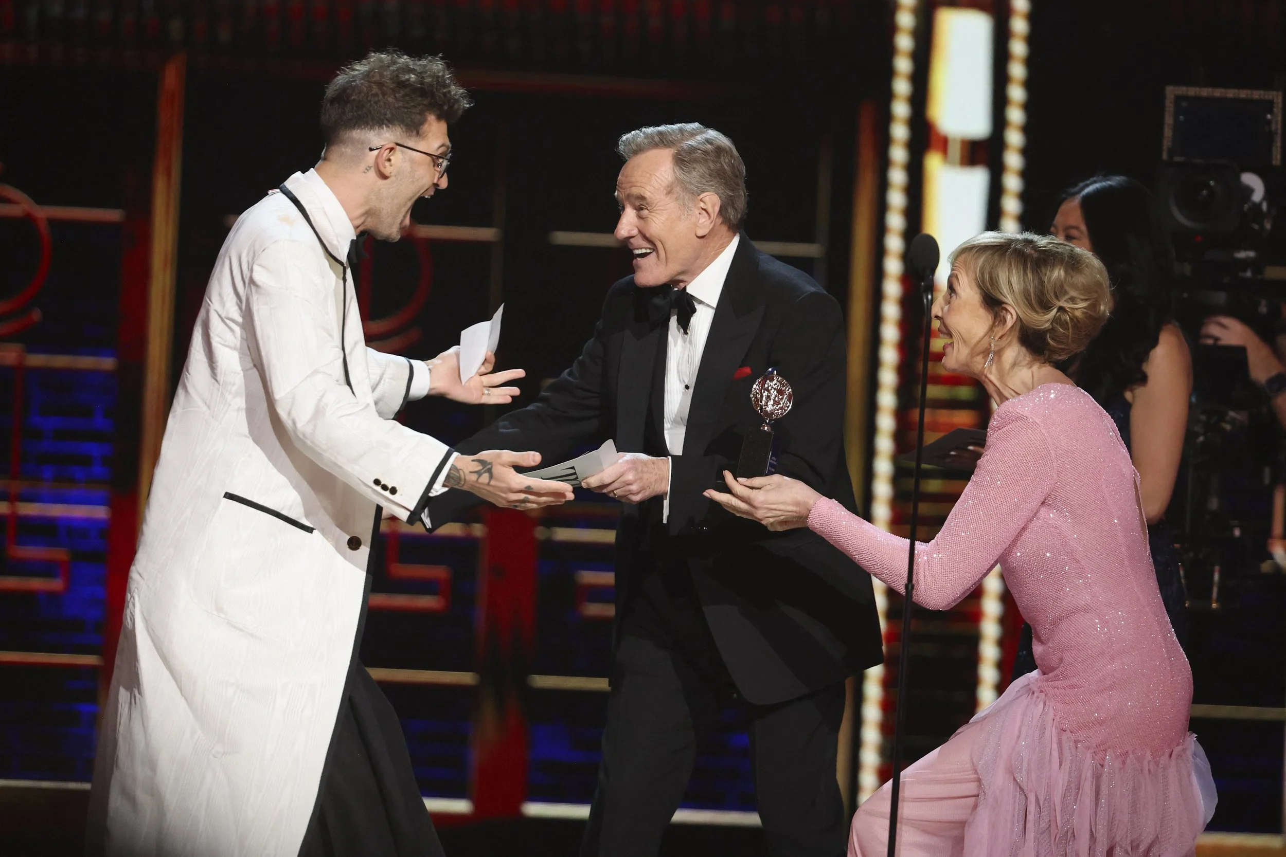 2025-06-09T021440Z_1214622674_HP1EL69068DI6_RTRMADP_3_AWARDS-TONY.JPG
