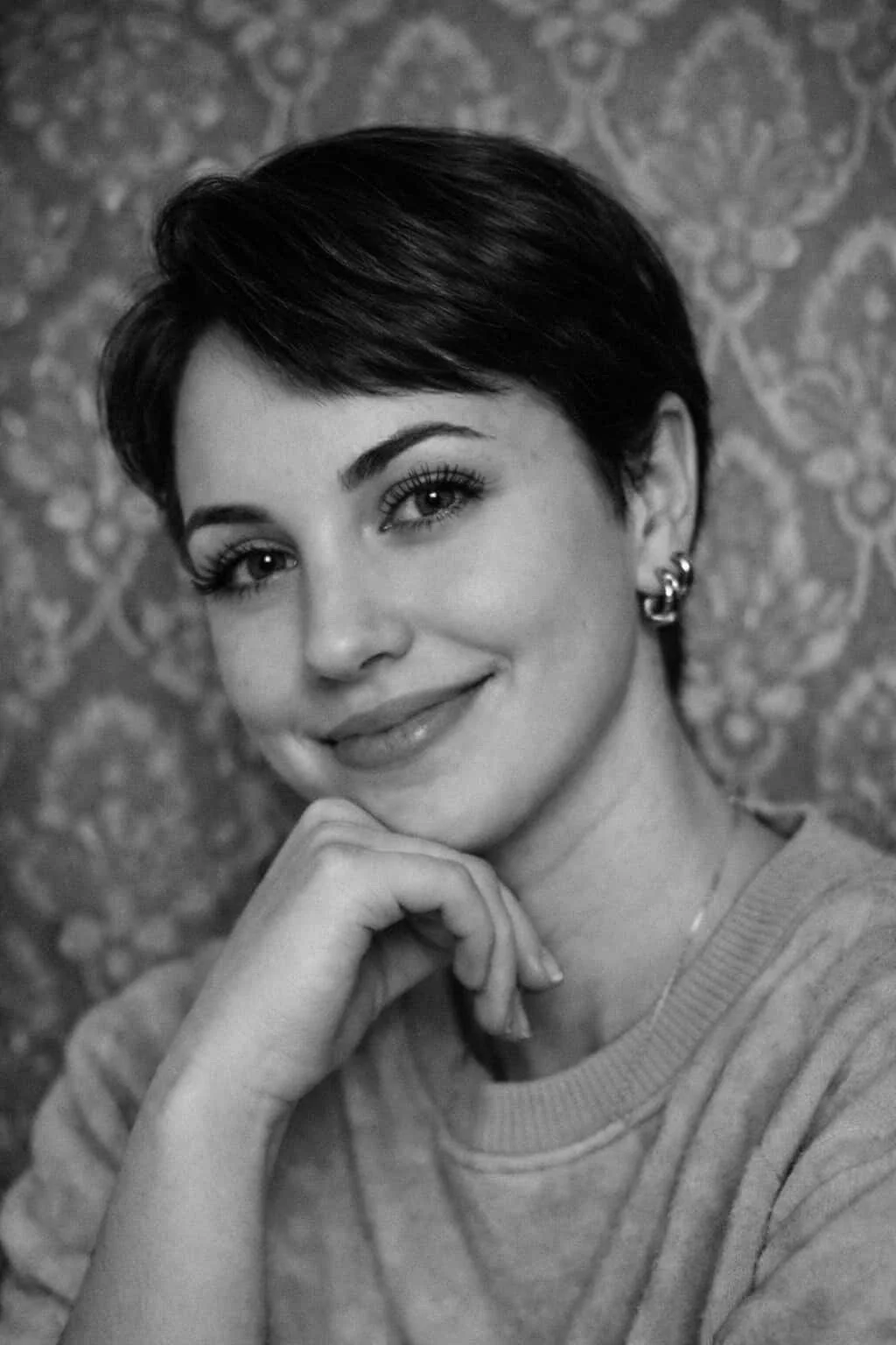 HER STORY ⟡ Elise McAloose