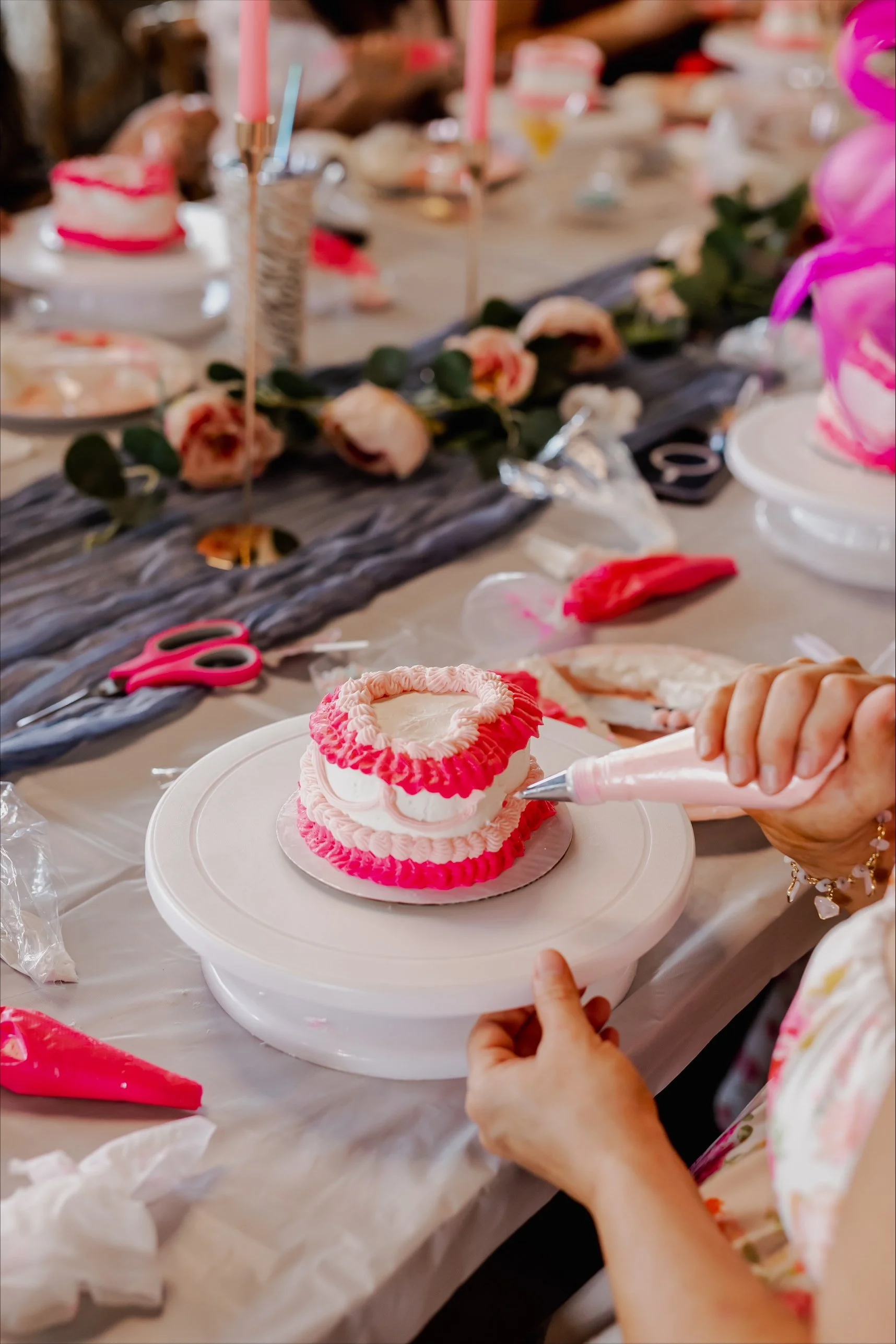 Galentine's Cake Decorating Experience