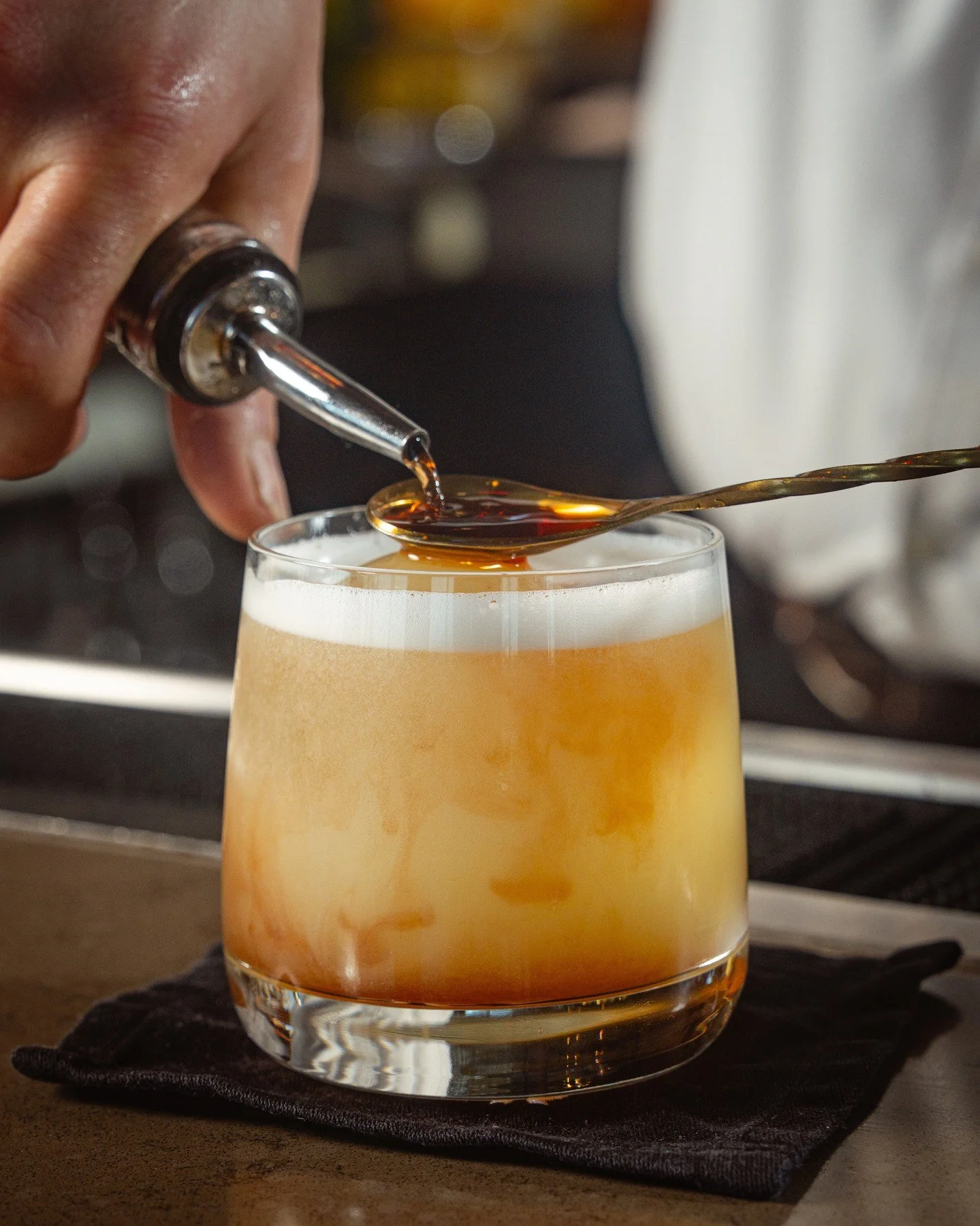 Celebrate World Cocktail Day where every detail matches the setting.

A proper pour, polished finish, and a view 27 floors above Dallas.

Social Hour is offered Monday through Saturday from 5:00 to 6:30 PM with 50% off the cocktail list and half off 