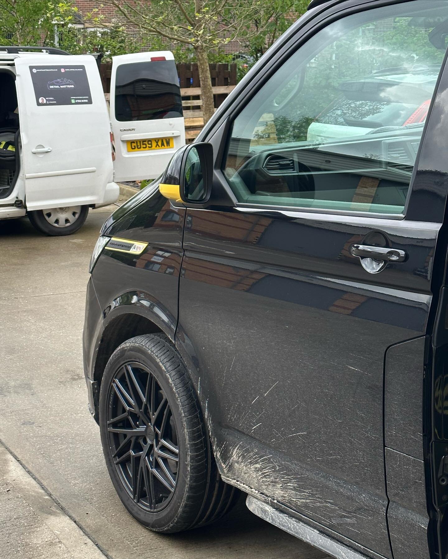 We&rsquo;re not just all about the deep cleans!

For a lot of our customers, they like to stay on top of their vehicles, rather than let the dirt build up to the point where they need to call in a Detailer to conduct a deep clean.

Neither is right o