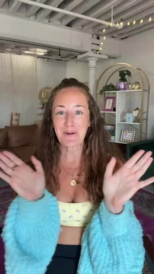 FALL HALF DAY RETREATS IN BOSTON, all the details of what to expect and get excited for
DM or comment ‘FALL’ to join us in Boston
Retreat 1 | OH SHE’S GOT THAT INTUITION 🔥
ACTIVATE YOUR INNER COMPASS TO STEP INTO YOUR HIGHEST