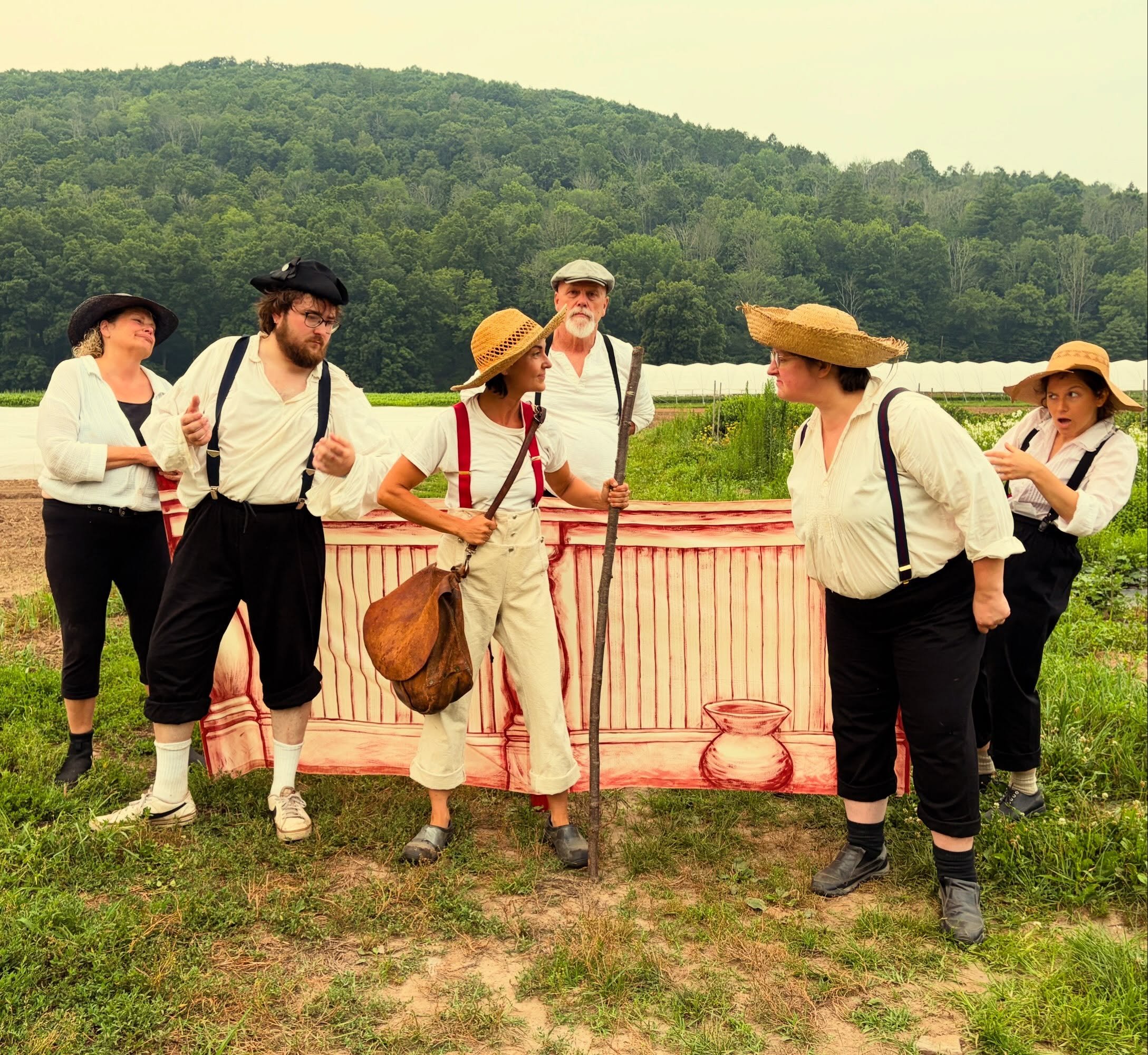 🍻Johnny Appleseed walks into a bar&hellip;What&rsquo;s the punchline? Come find out! 

Dream on the Farm 7🍎Johnny Appleseed: An Historical Fantasia runs Thursday to Sunday, July 30-August 9

🏛️The Museum of Curious History opens at 6:30 &amp; show