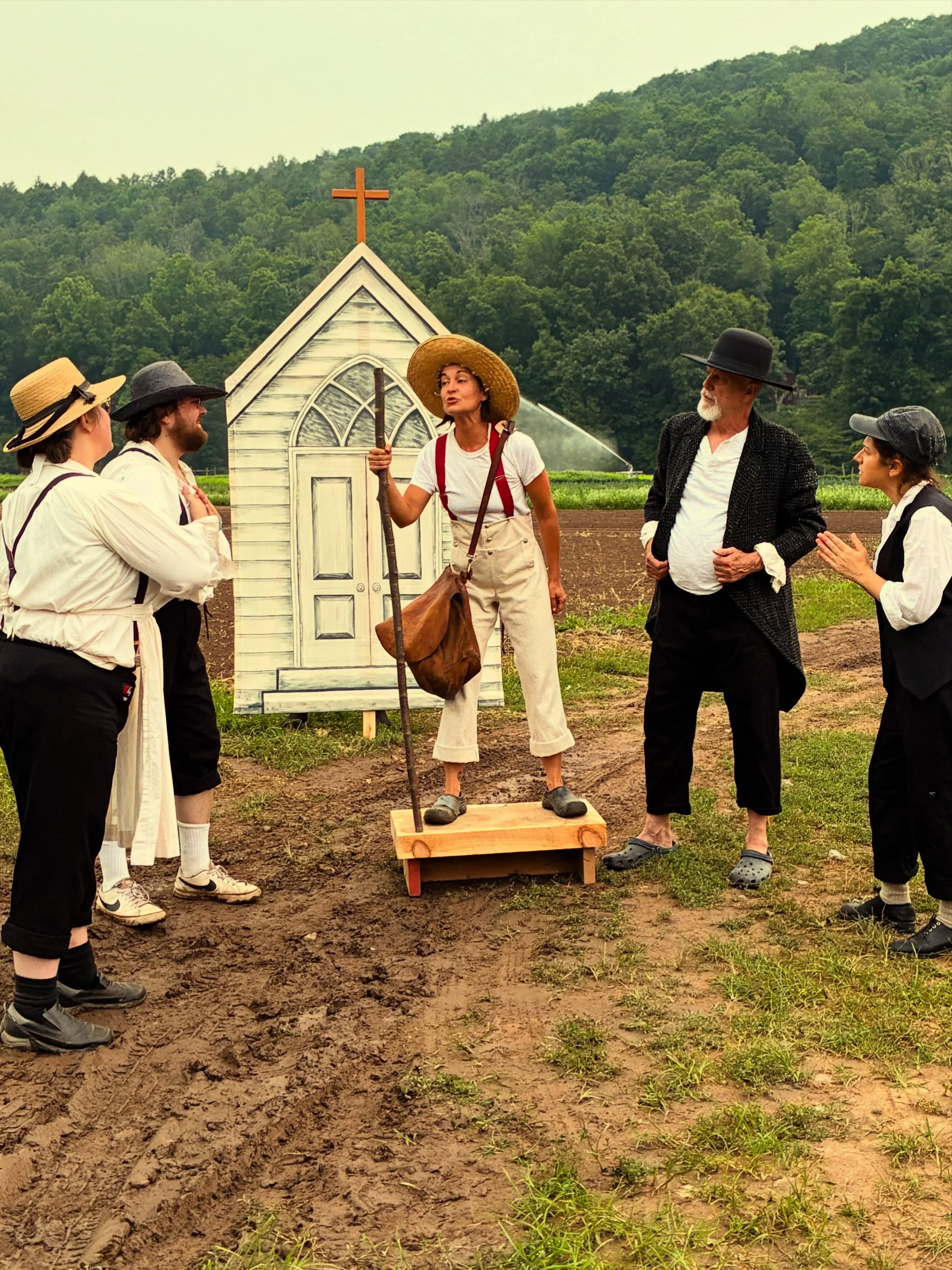 🗣️Preach Johnny, preach! See what he has to say at this years Dream on the Farm 7🍎Johnny Appleseed: An Historical Fantasia 

🗓️Thursday to Sunday, July 30-August 9
🏛️Museum of Curious History opens at 6:30 pm for your perusal &amp; showtime is 7: