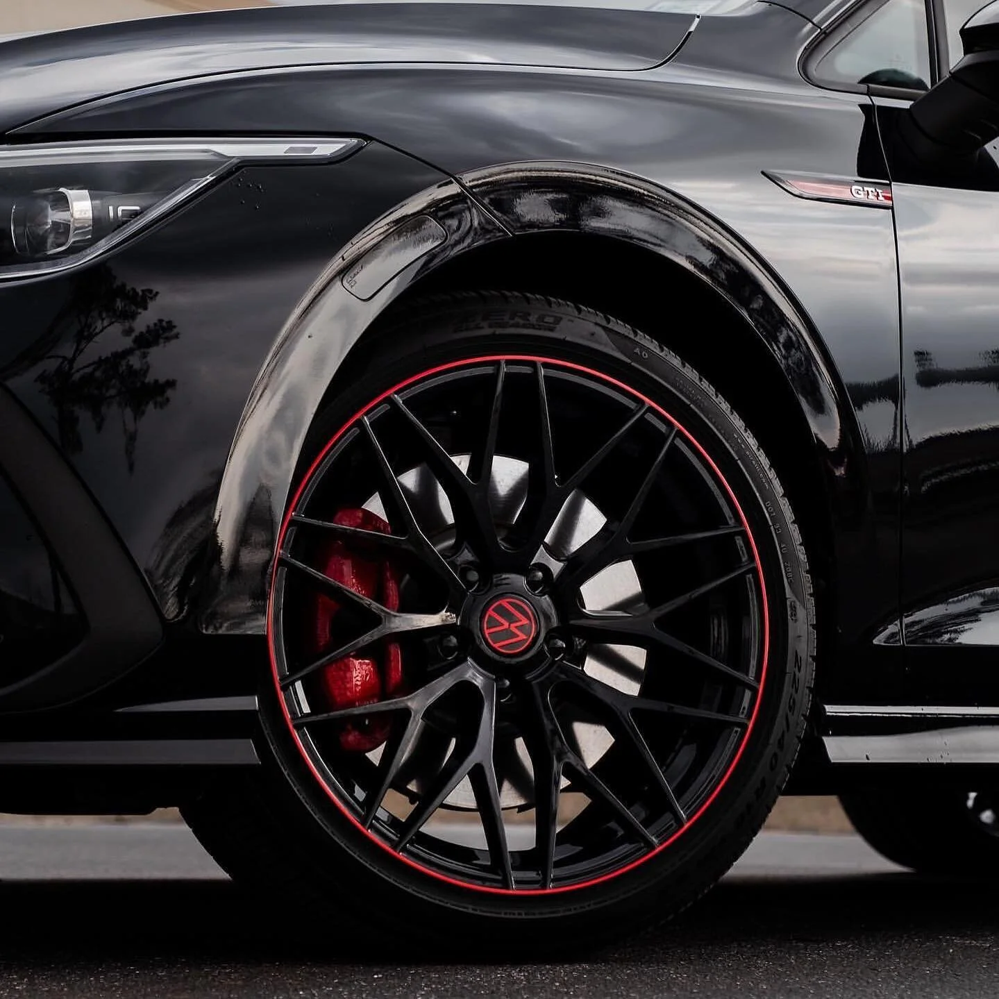 @designbytwm MK8 VW GTI 
@versusracing VS24 Wheels
Red Pinstripe / Cap Decals 

Wraps | Wheels | Suspension &amp; More 
@designbytwm 

#houston #dsb #designbytwm #vw #volkswagen #golf #gti #mk8 #versusracing #versuswheels #vs