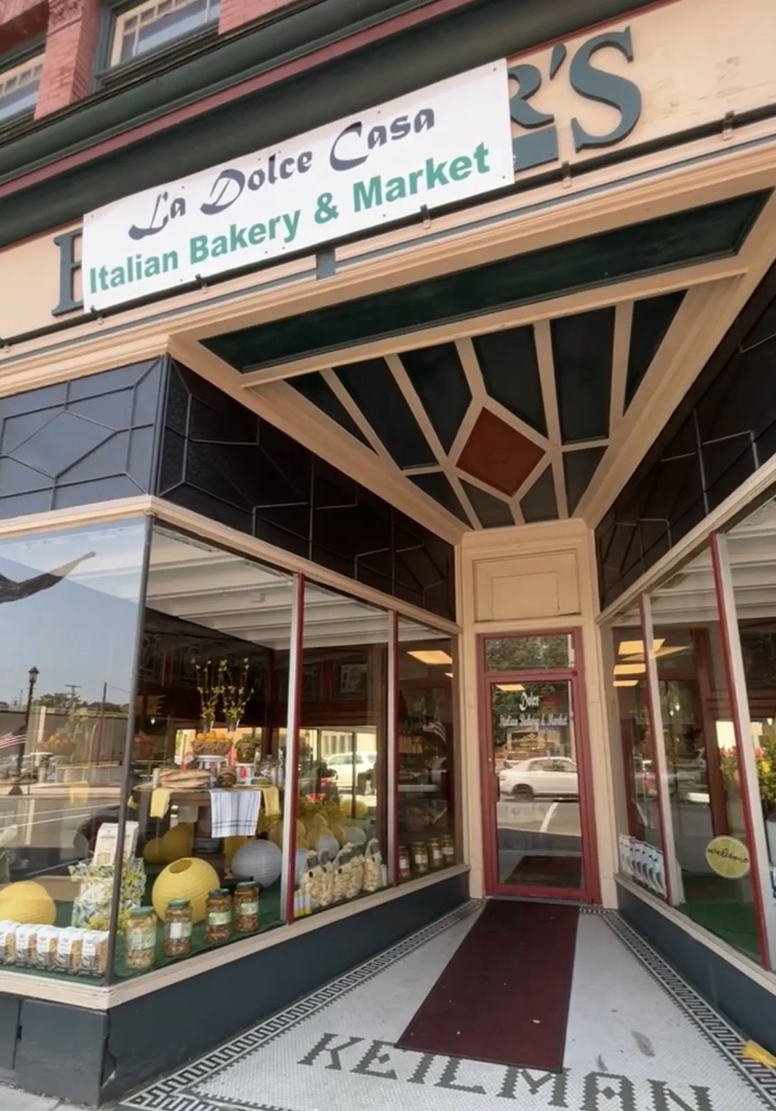 La Dolce Casa Italian  Bakery &amp; Market