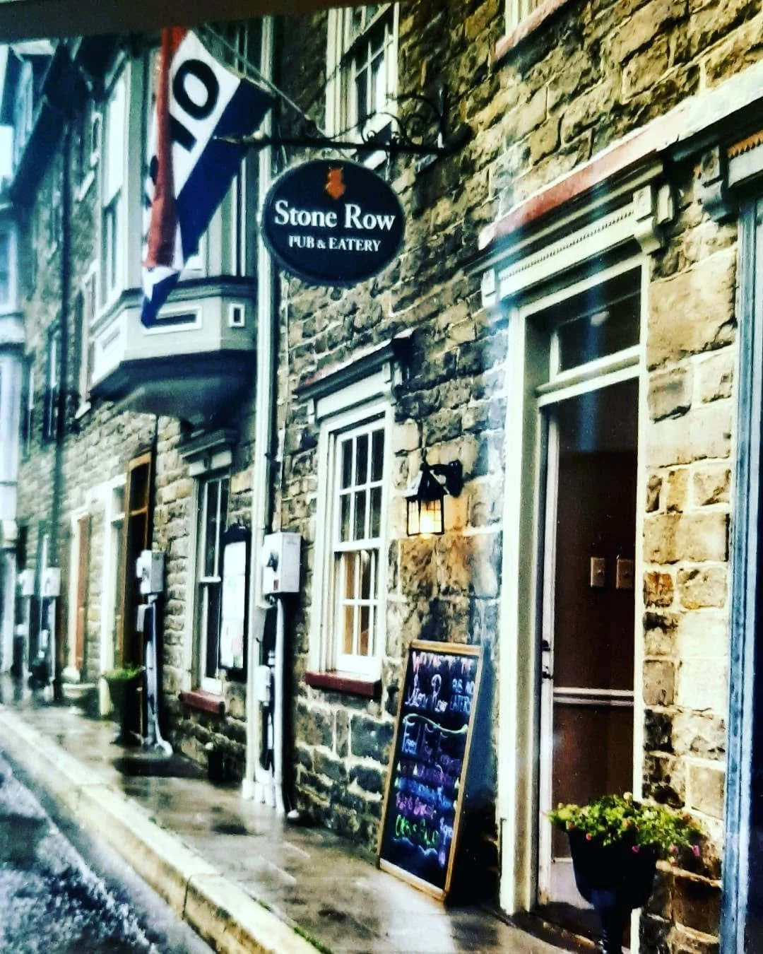 Stone Row Pub and Eatery