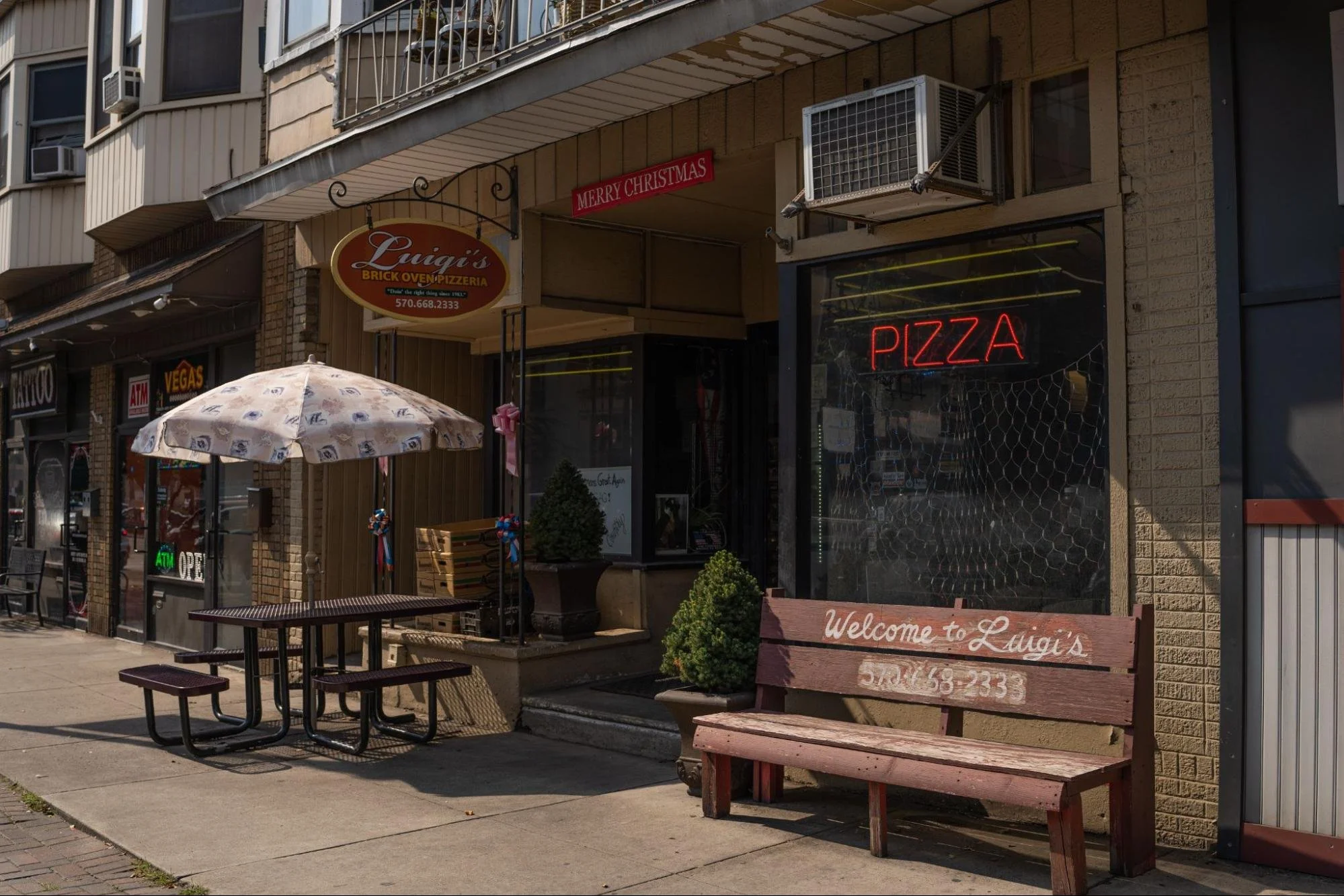 Luigi’s Brick Oven Pizzeria