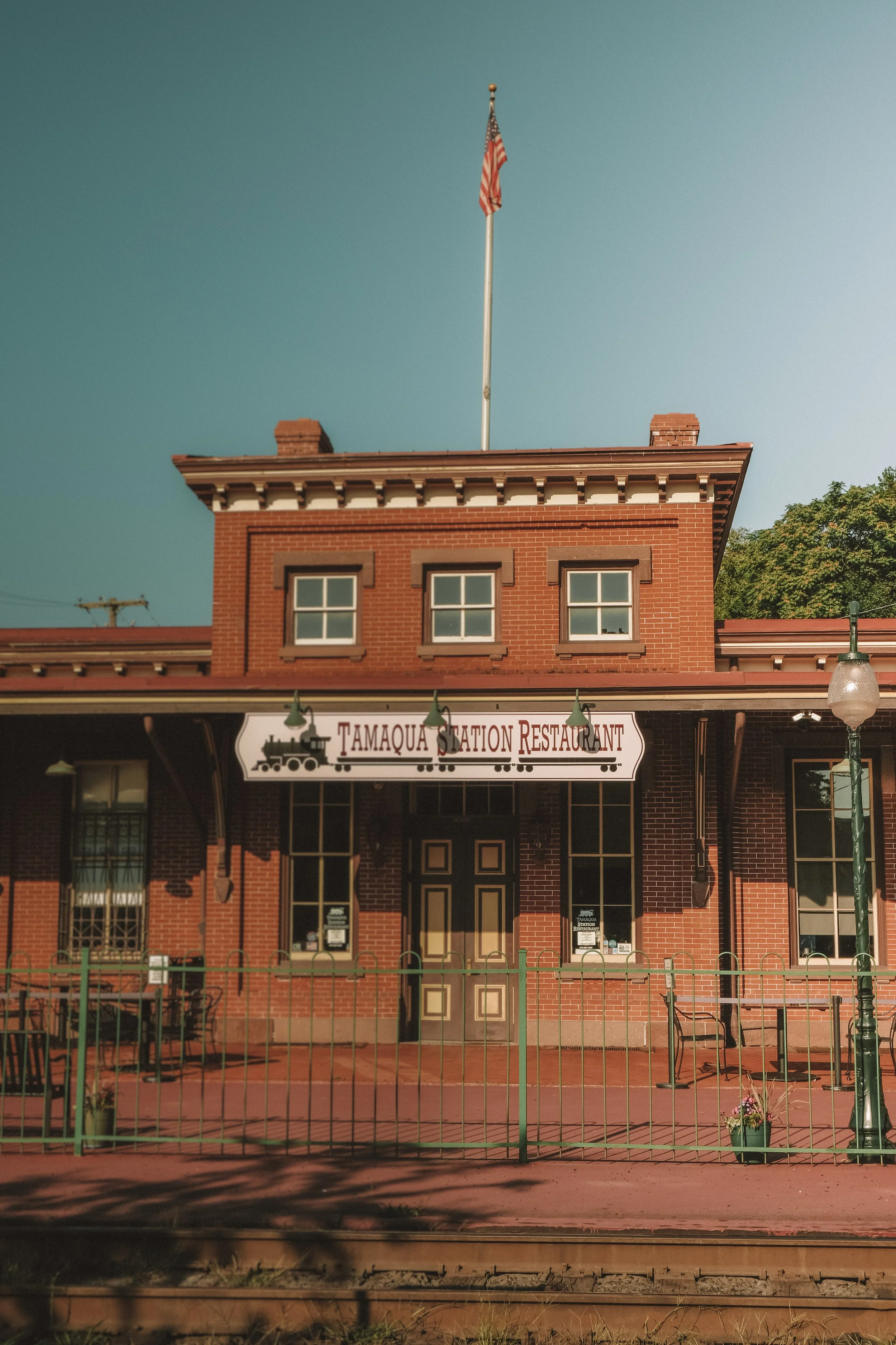 Tamaqua Station &amp; Tamaqua Station Restaurant exterior