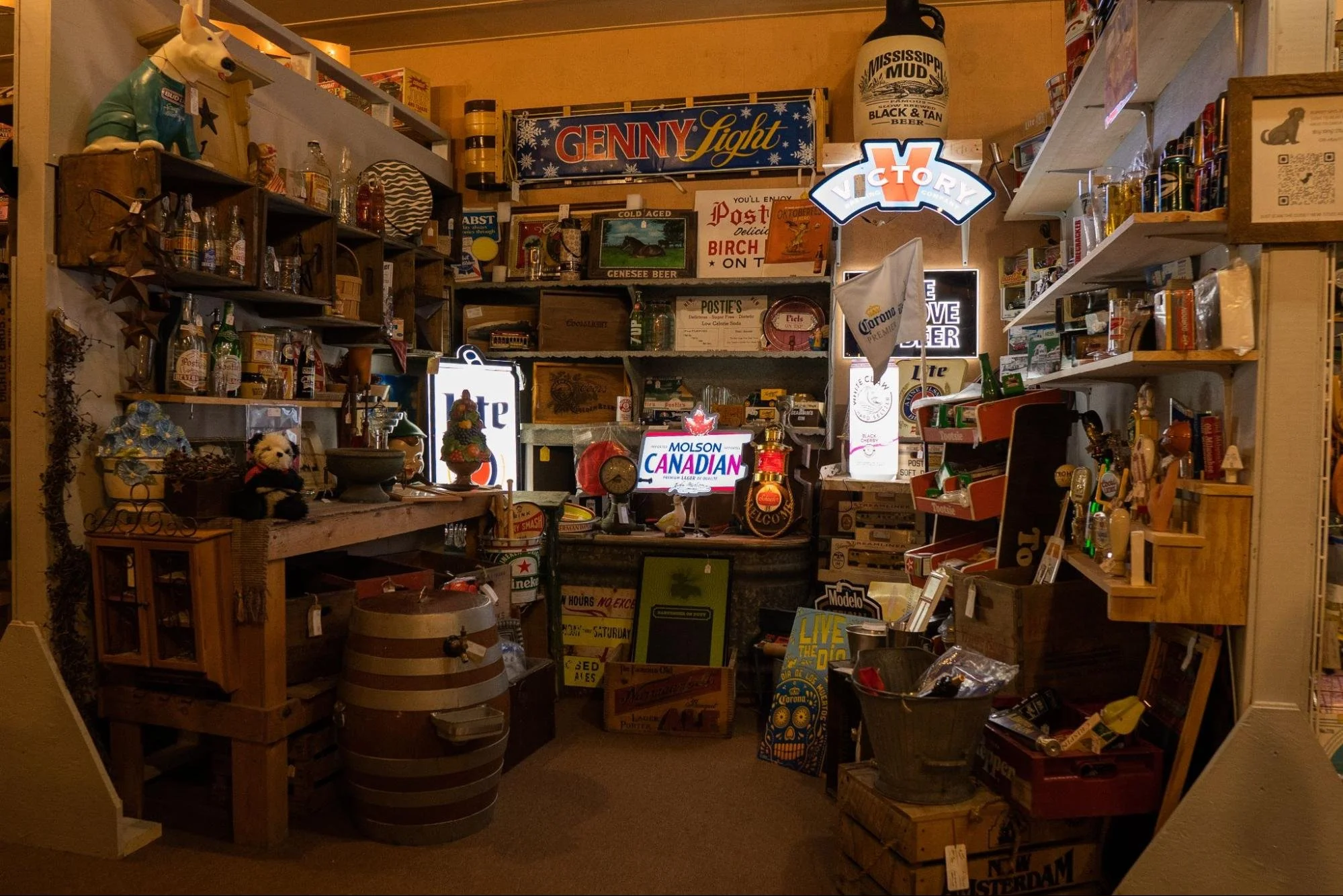 Studio 895 Interior