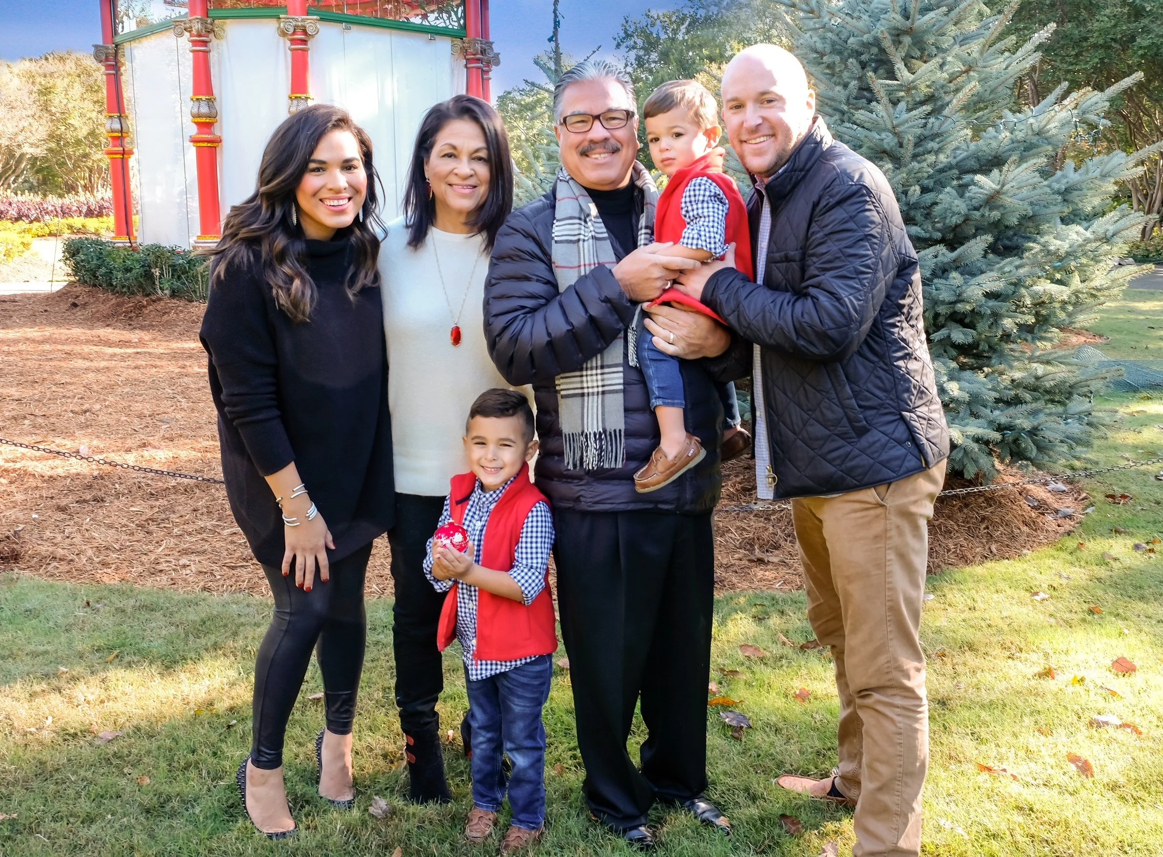 vegas davis family.jpg