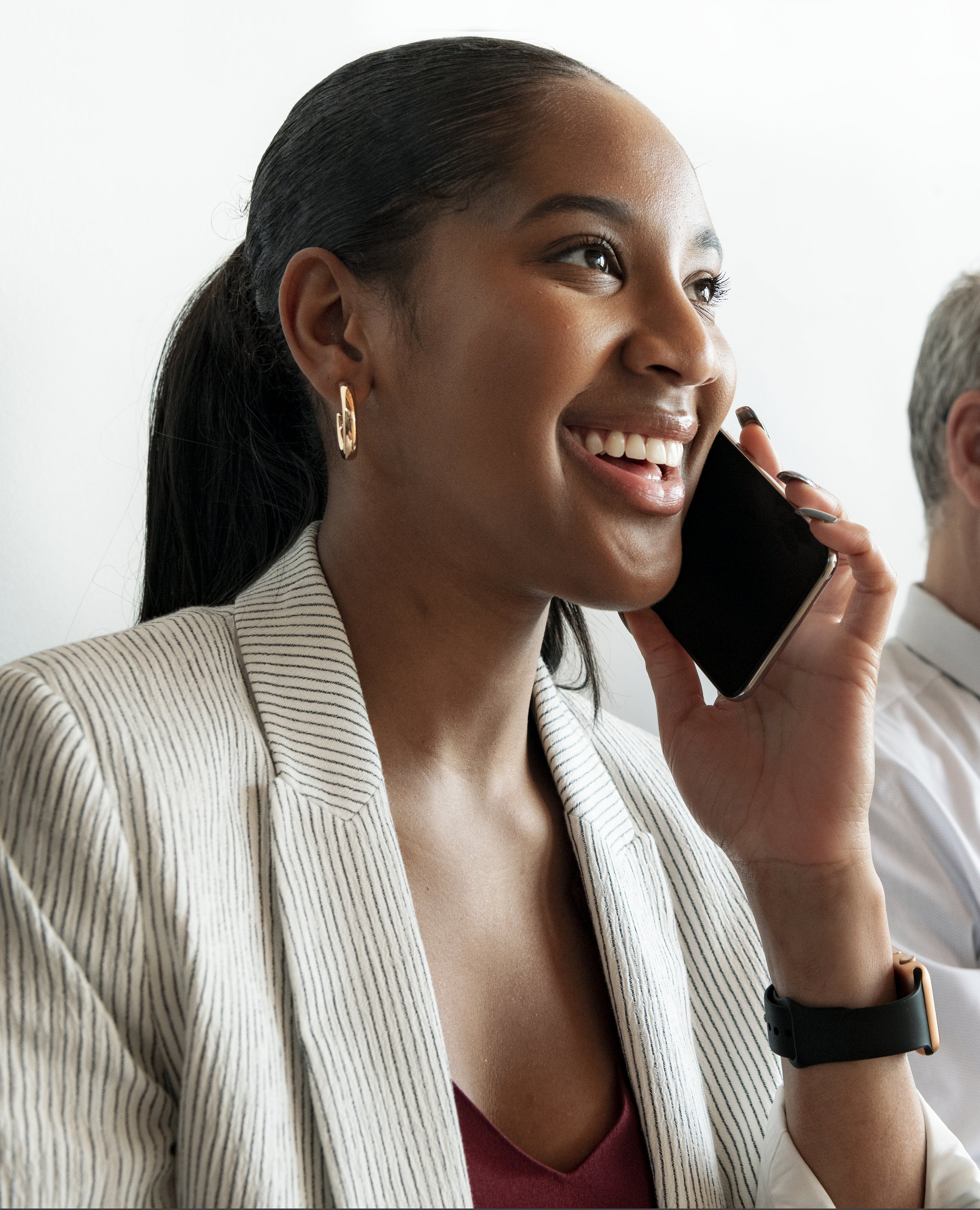 business-woman-talking-on-a-phone-2023-11-27-05-18-09-utc.jpg