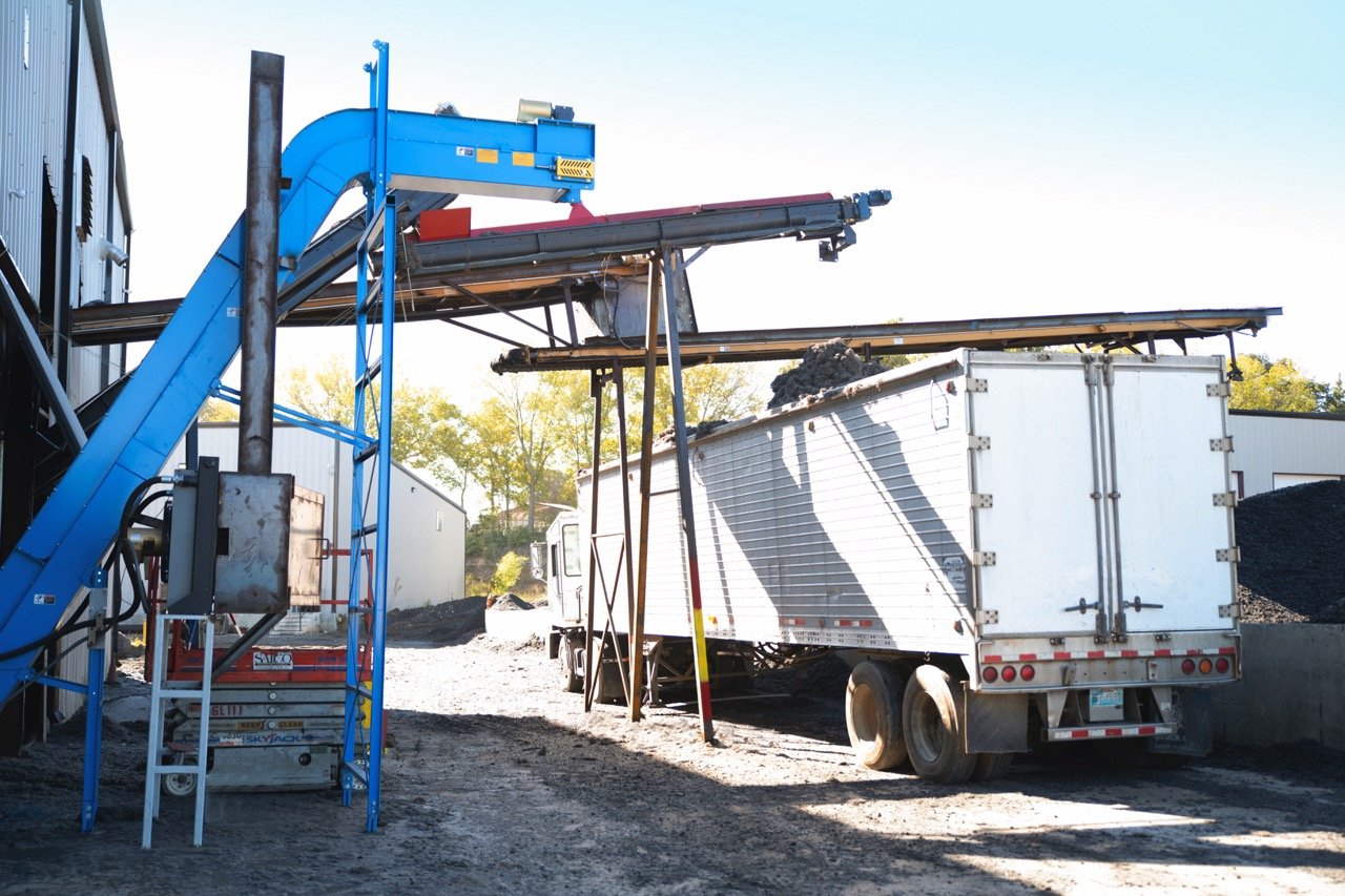 Tire Recycling Plant Truck Conveyor Belt Large.jpeg