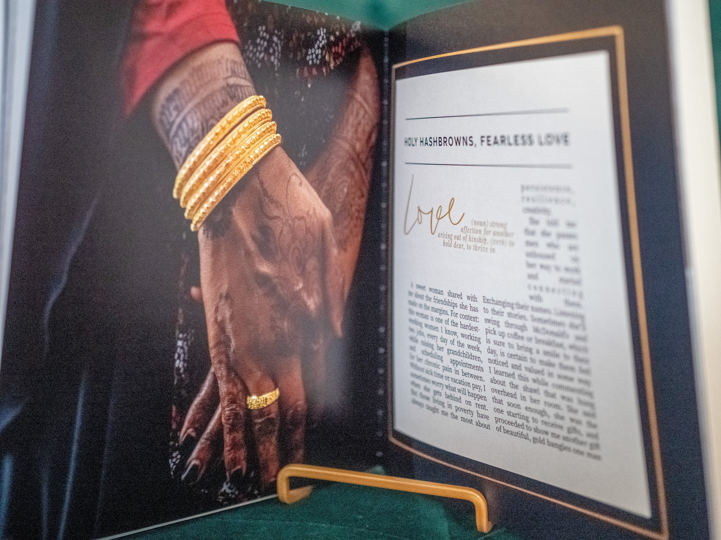 Advent_Poiema_Christmas_Devotional_Book_0008.jpg