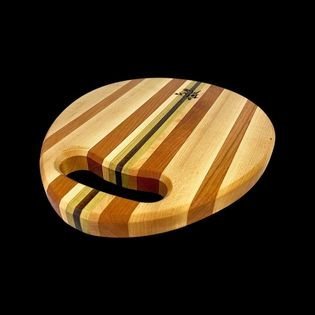 Handle Style Cutting Board with Mixed Woods