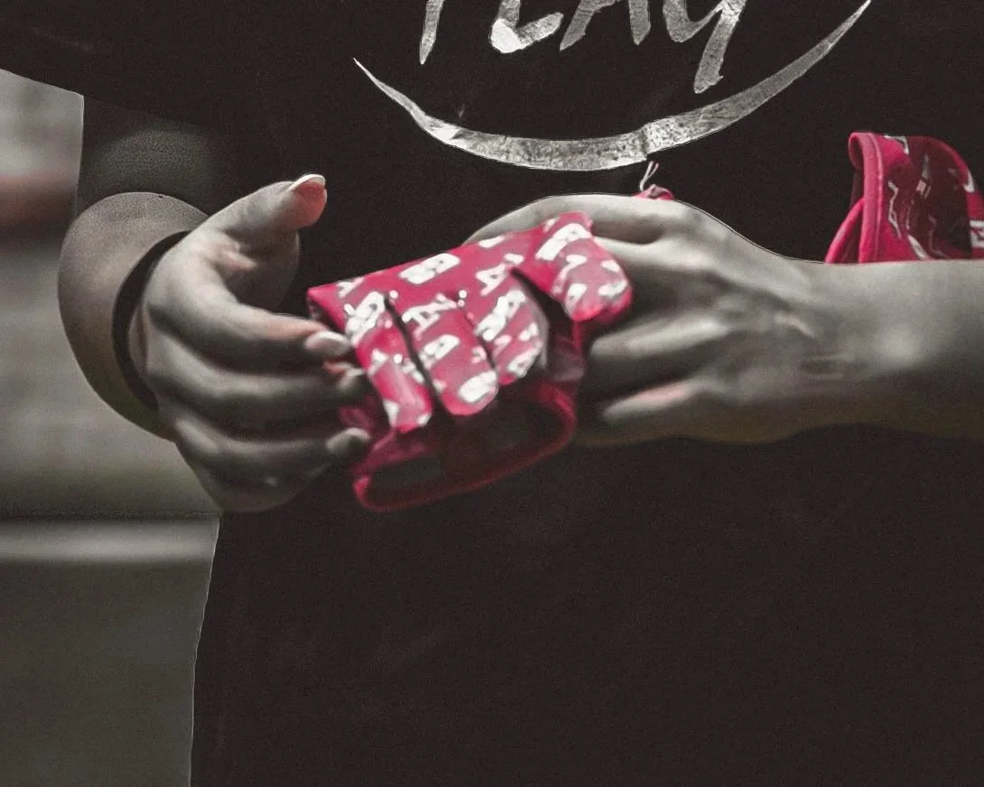 Flag football athlete prepares for training