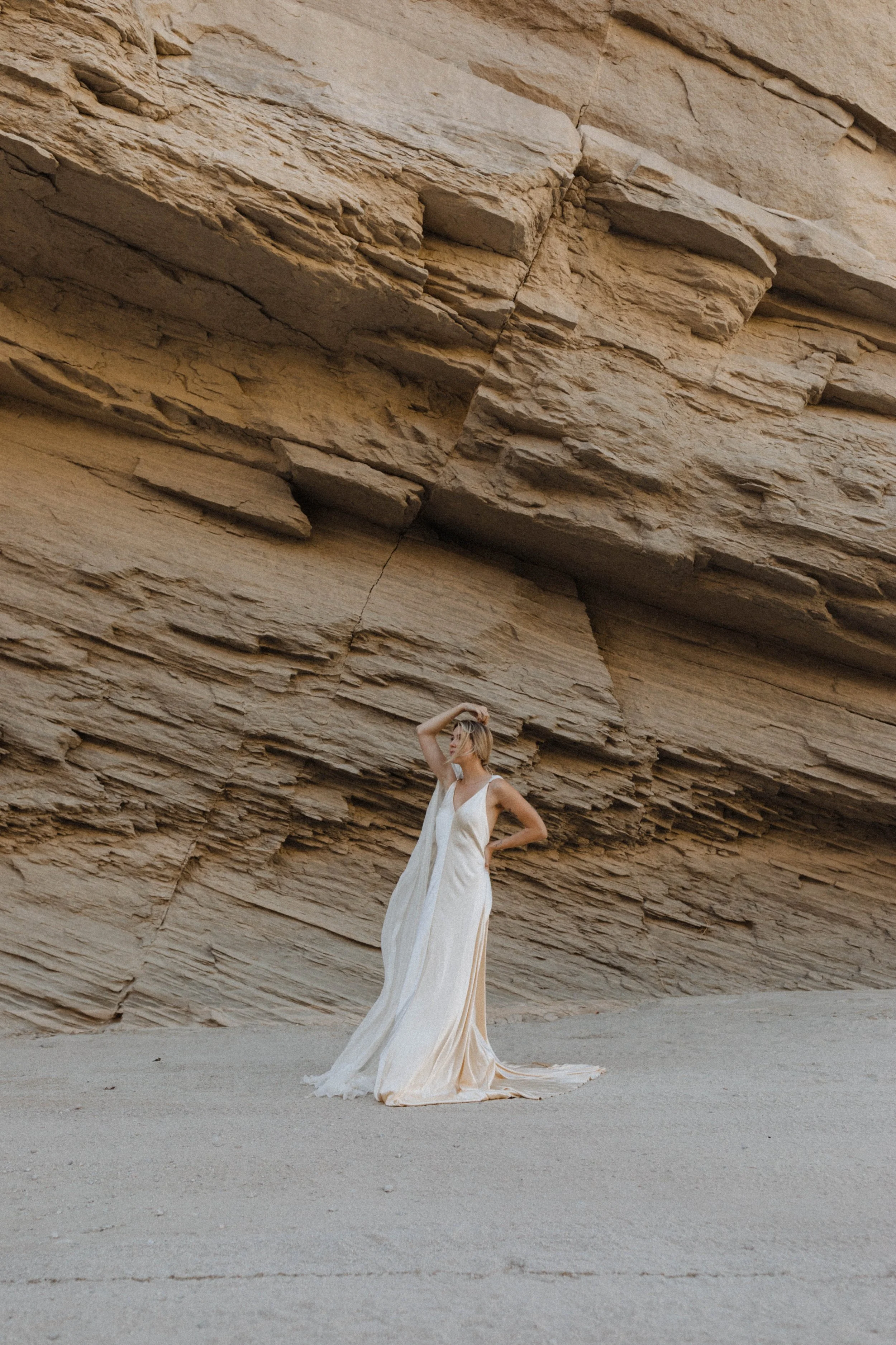 _MojaveElopement_SierraJanePhoto_2022_12.jpg