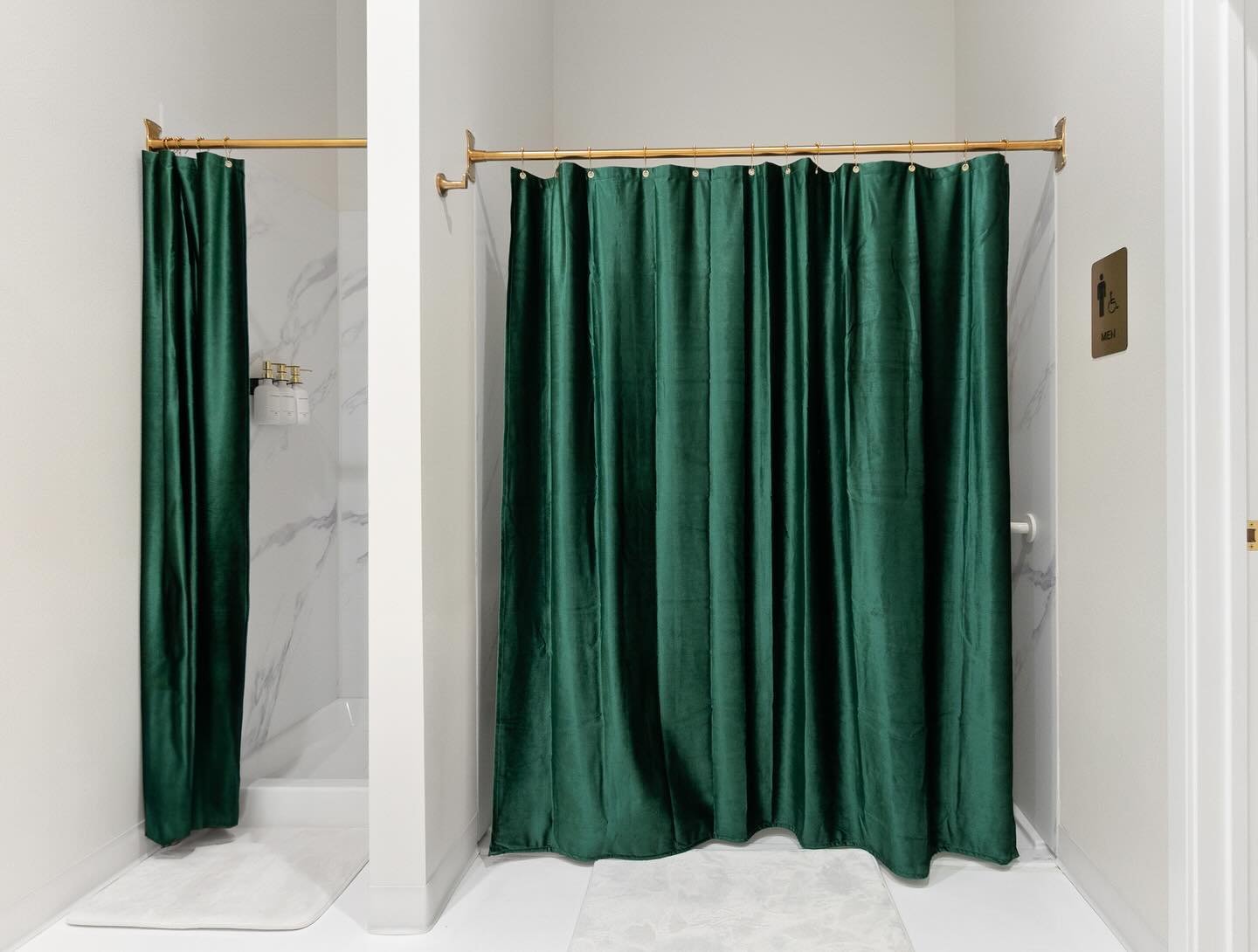 Did you know? We have showers 🚿✨

Our changing rooms are an oasis of convenience and luxury! Perfect for rinsing off after class. Whether you&rsquo;re gearing up for the day ahead or winding down after a sweat session, feel the stress melt away as y