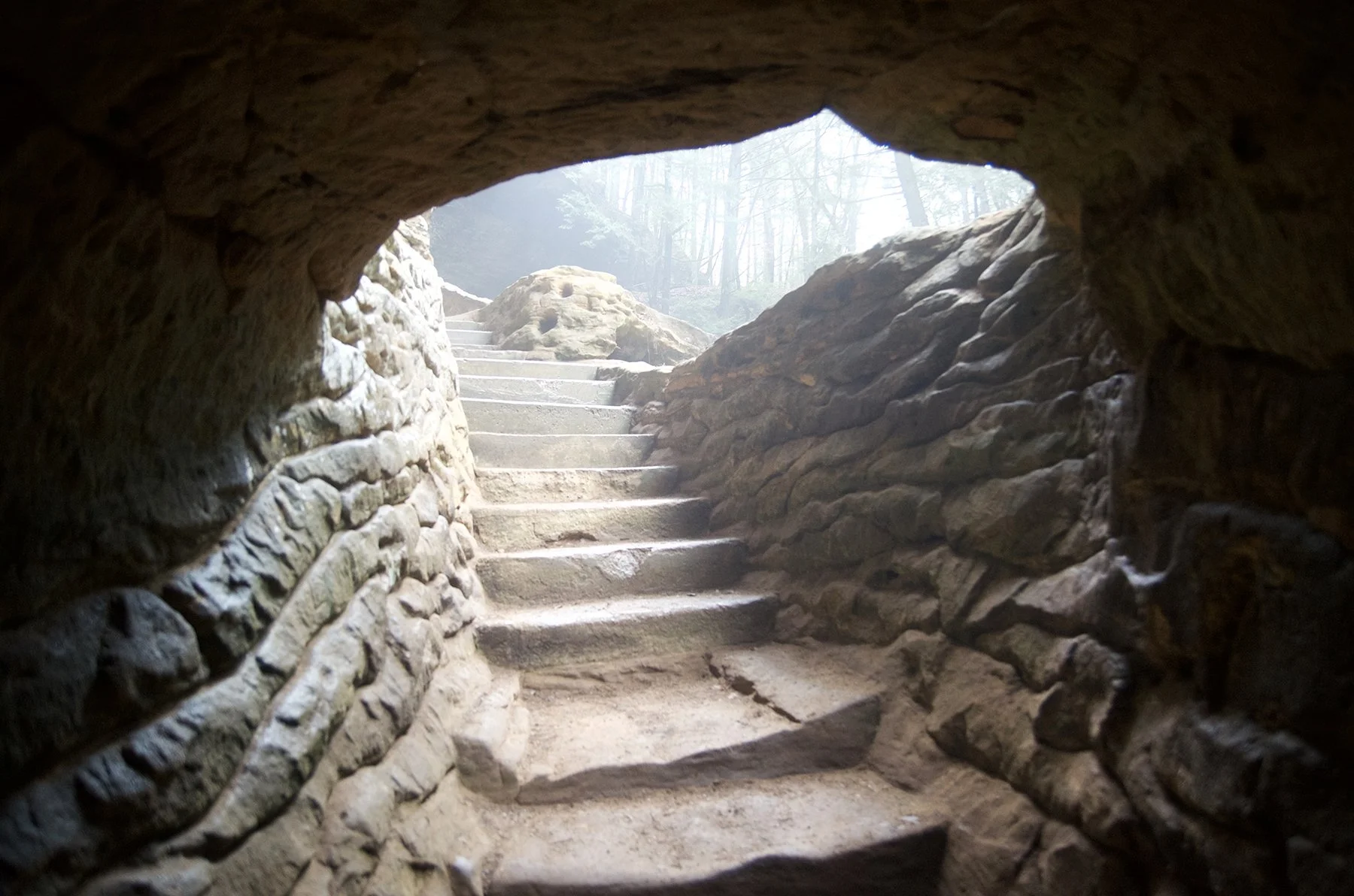 hocking-hills-state-park-old-mans-cave-stairs.jpg