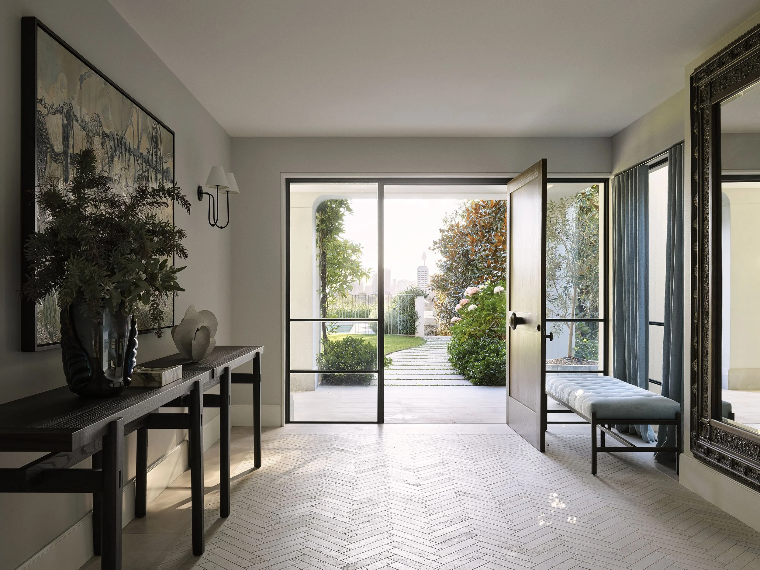 Sydney Residence :
Sarah Punch Studio
Photography Anson Smart
Build Ciolino Contructions
