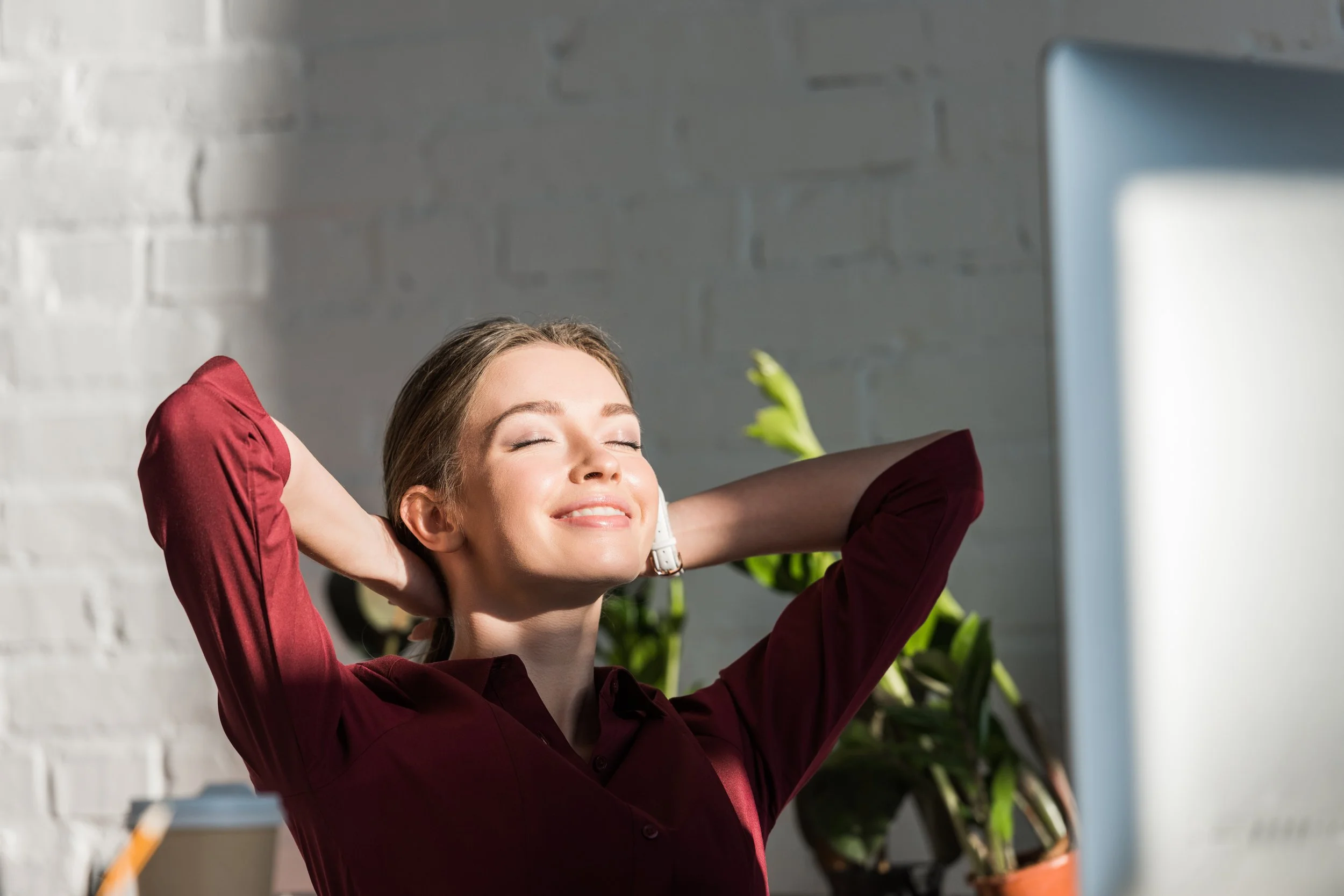 4 Brain Chemicals That Increase Happiness (+How You Can Naturally Trigger Them)