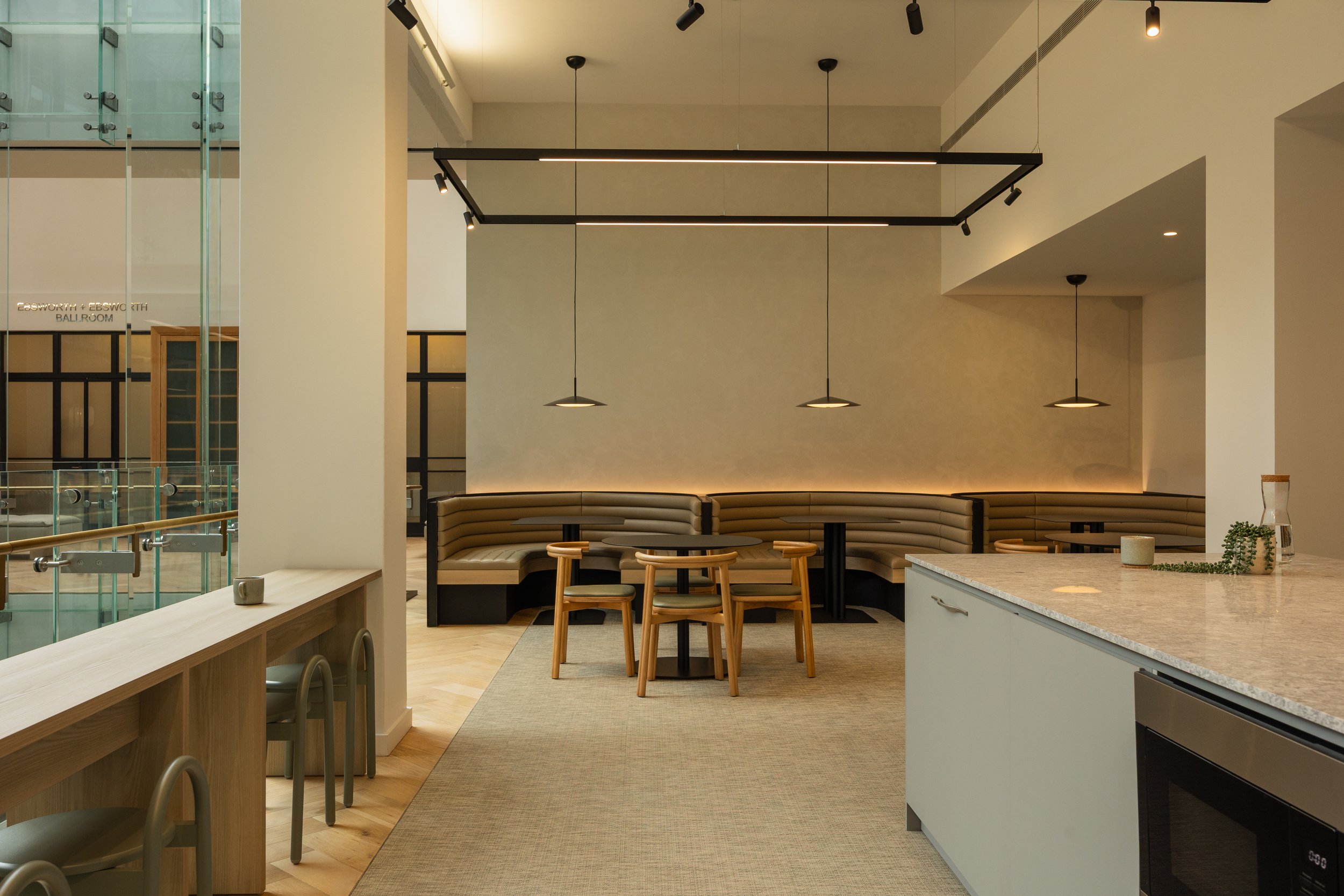 HWLE SYD 341-Edit.jpg