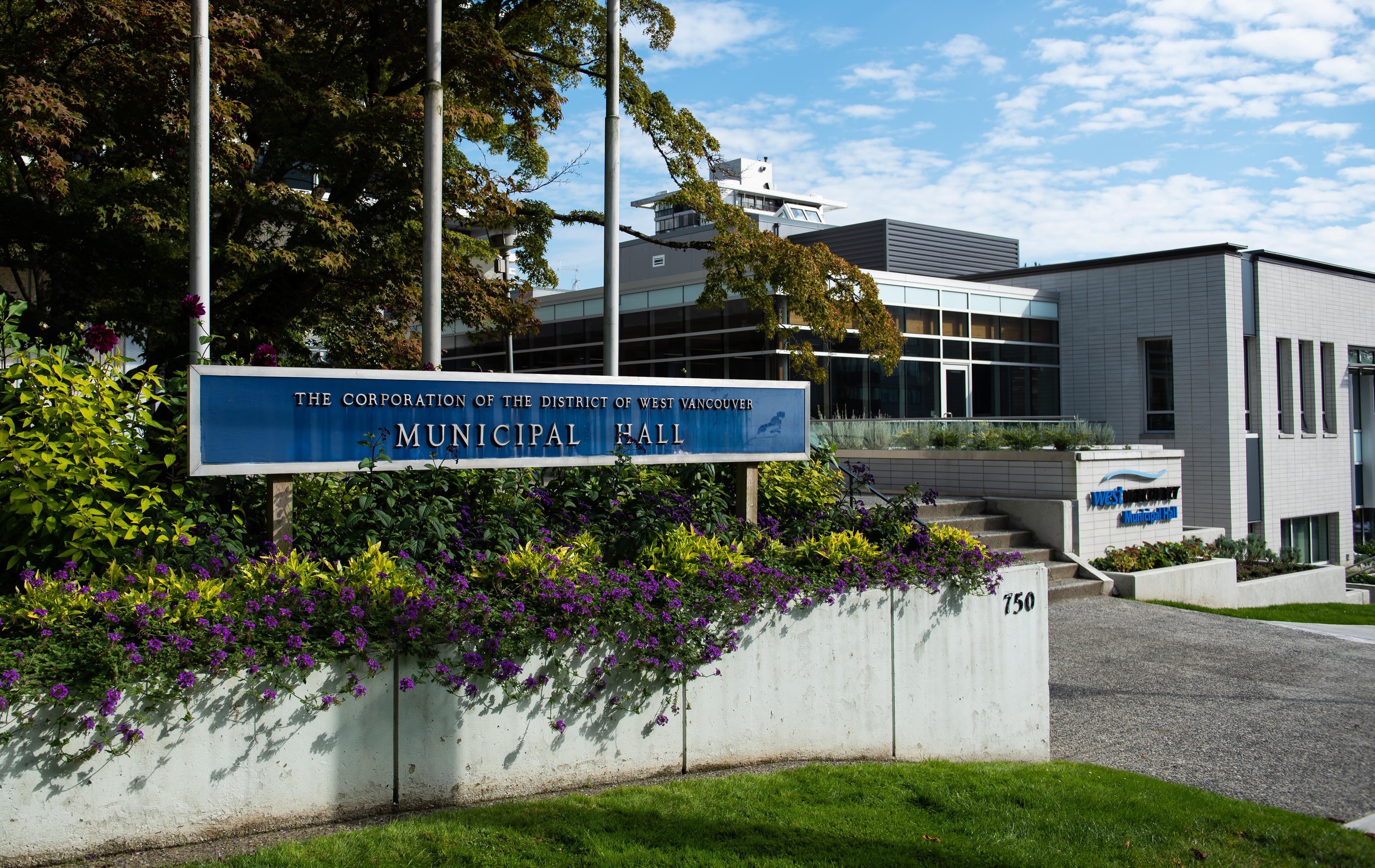 How should we rate West Van’s outgoing council?