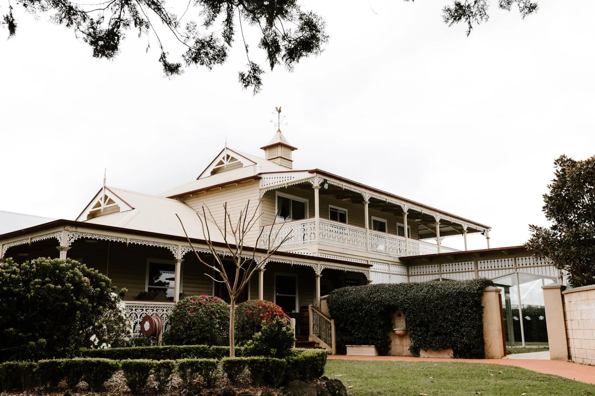 Hayley Hart Sunshine Coast Celebrant at Flaxton Gardens venue at Maleny 