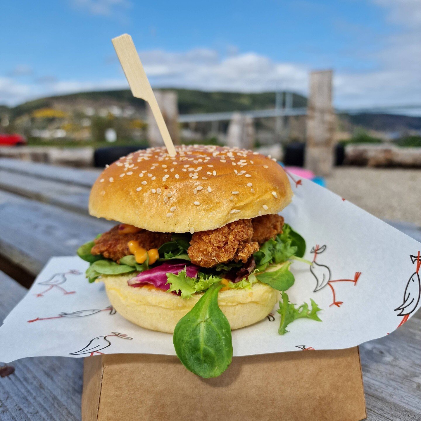 A glorious day in the Highlands capital 🌞 
It might be true, summer is a coming 😏 

And a great day for a buttermilk chicken burger with a Korean BBQ sauce down by the Inverness marina 😋 
And maybe finish it with a cheeky soft serve ice cream 

Op