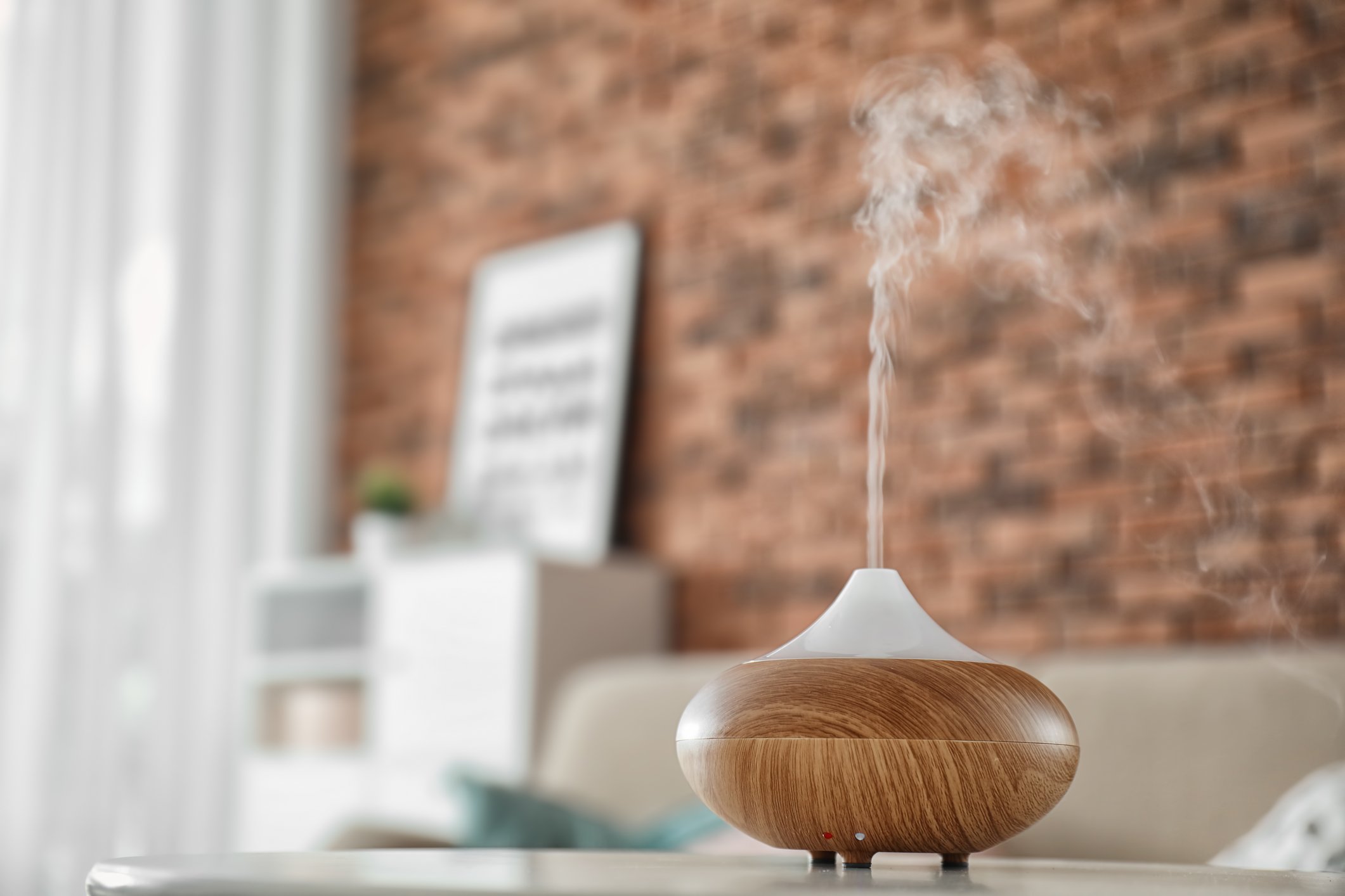 Oil Diffusers Make Your House Smell Great, but Are They Safe