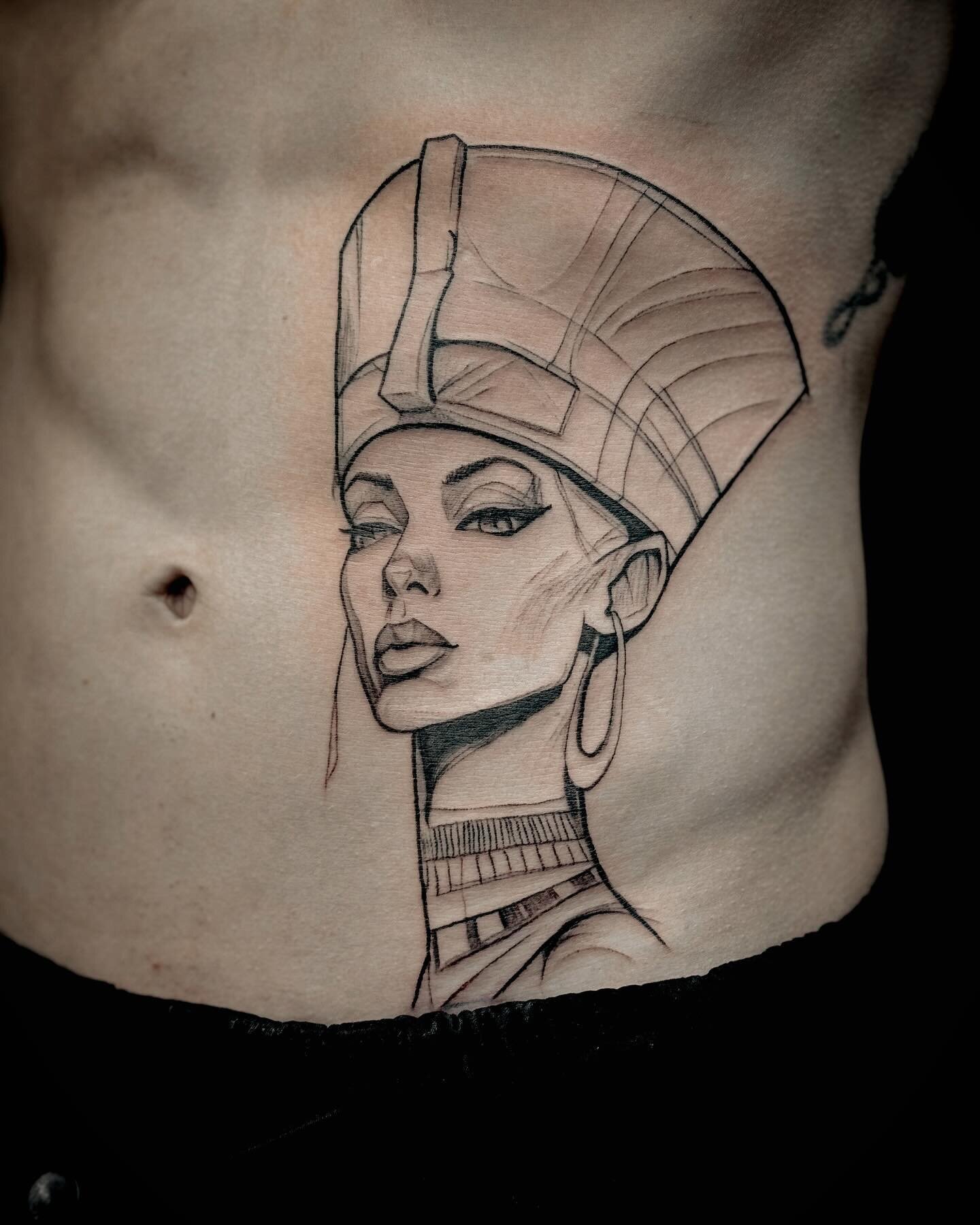 Afrodite(Abstract)
.
.
.
#tattoo #tattoos #tattooideas #birsfelden #basel #studio #switzerland #tattooforwoman #afroditetattoo #afrodite