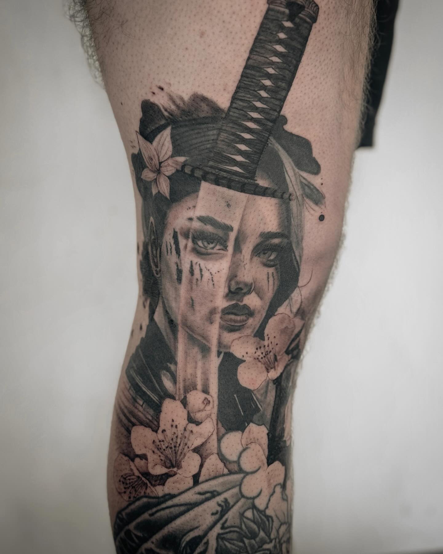 Geisha&mdash;&mdash;some parts healed, some parts fresh
.
.
.
#tattoo #tattoos #art #tattooartist #ink #inked #photooftheday #tattooed #tattoophotography #tattooideas #birsfelden #basel #studio #switzerland #ink #tattooformen #tattooing #zurich #japa
