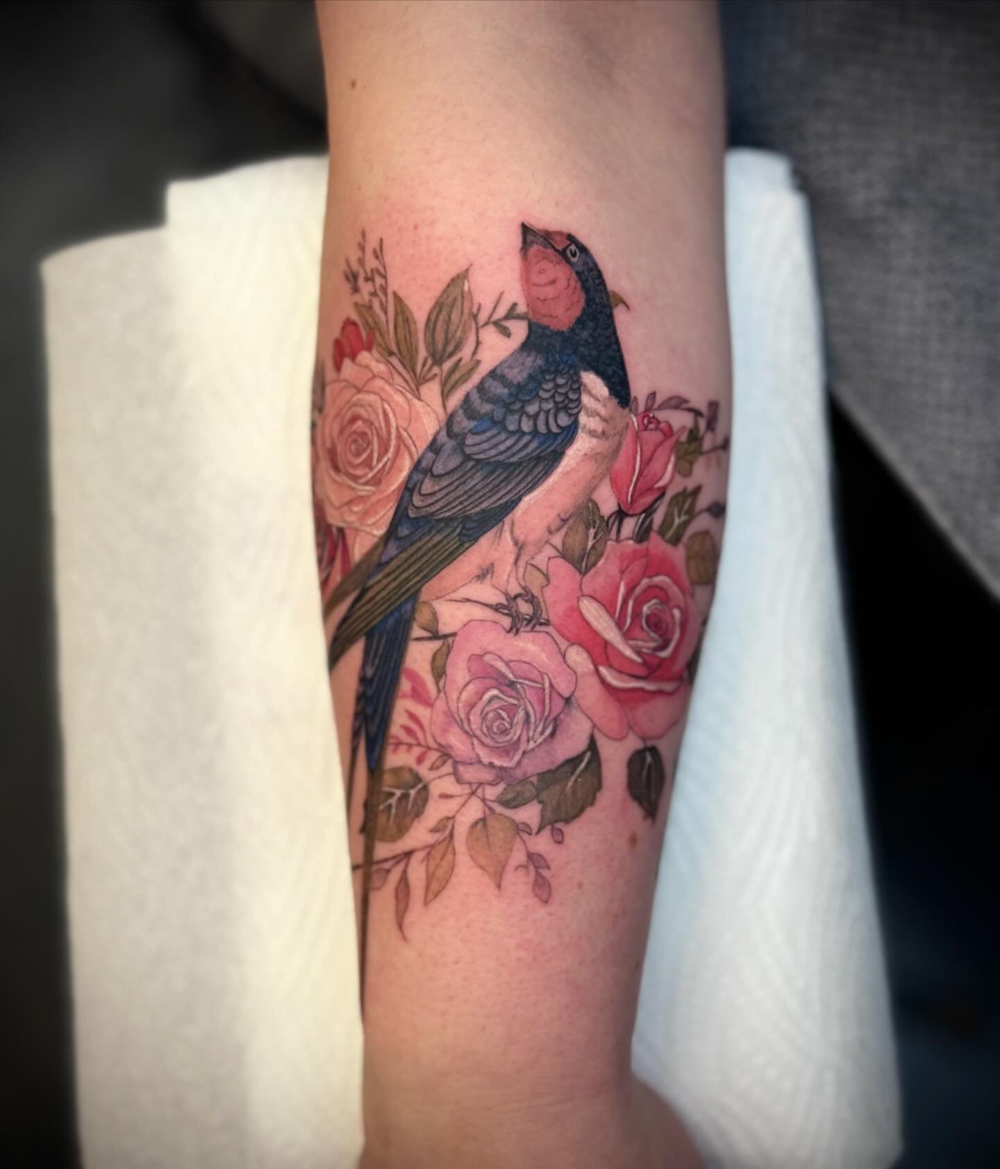 Bird/ 🥀
.
.
.
.
.
#tattoo #tattoos #tattooartist #photooftheday #illustration #tattooed #tattooideas #rosetattoo #birsfelden #basel #studio #switzerland #tattooing #tattoed #tattooformen  #thirtyfourtattoo #birdtattoo #floraltattoo #rosetattoo