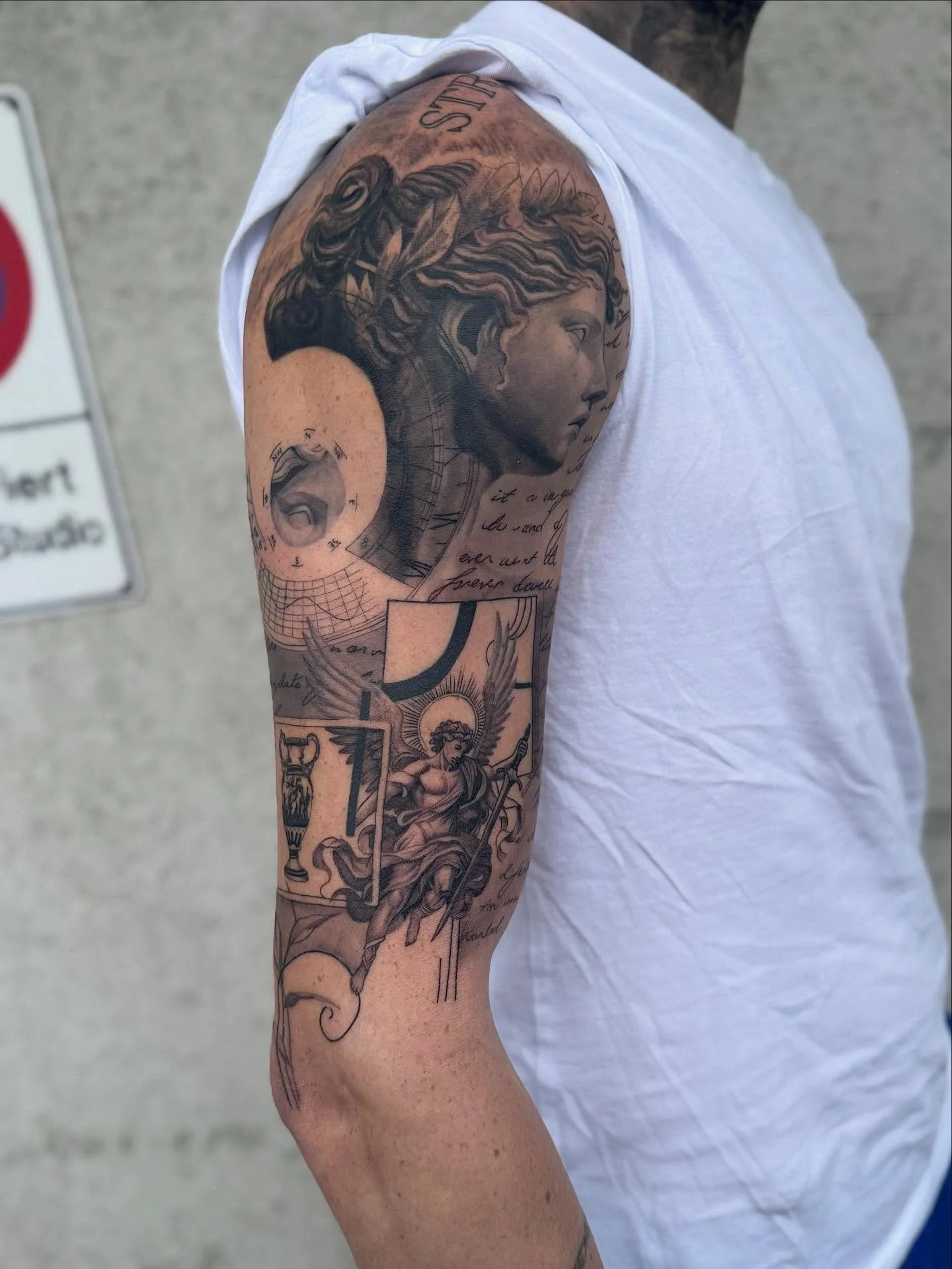 Thanks to someone who has been with me from the start 🤝
.
@joel.m98 
.
#tattoo #tattoos #tattooartist ink inked tattooed tattooideas birsfelden basel studio switzerland
