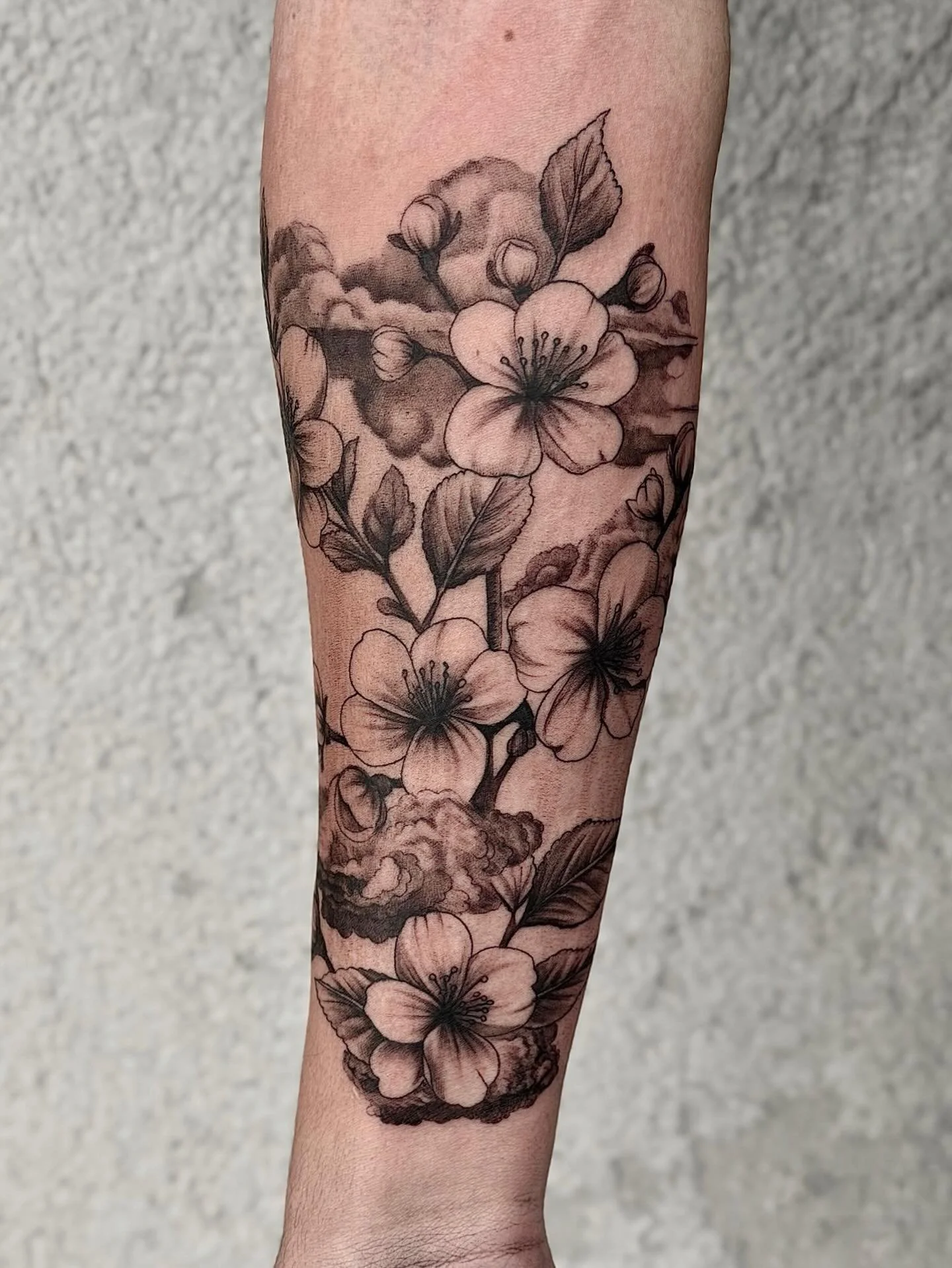 🌸
.
.
.
#tattoo #birsfelden #basel