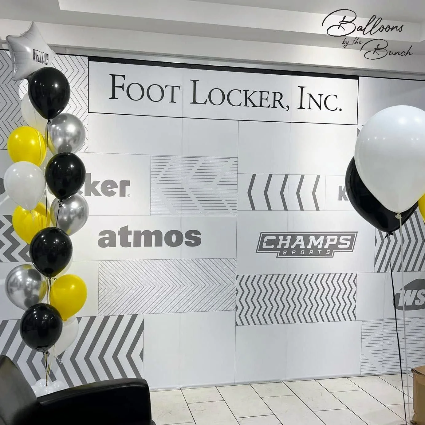 Floating Bundle of 12 with a Mylar