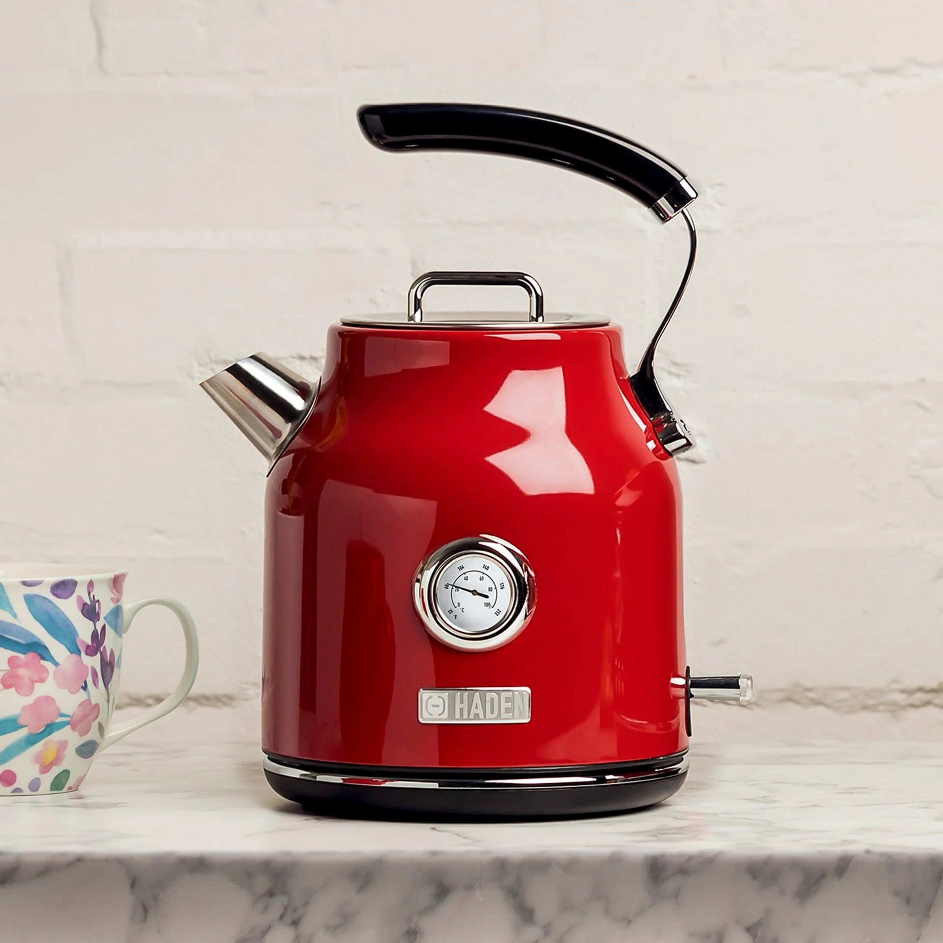 Dorset Electric Kettle - Red