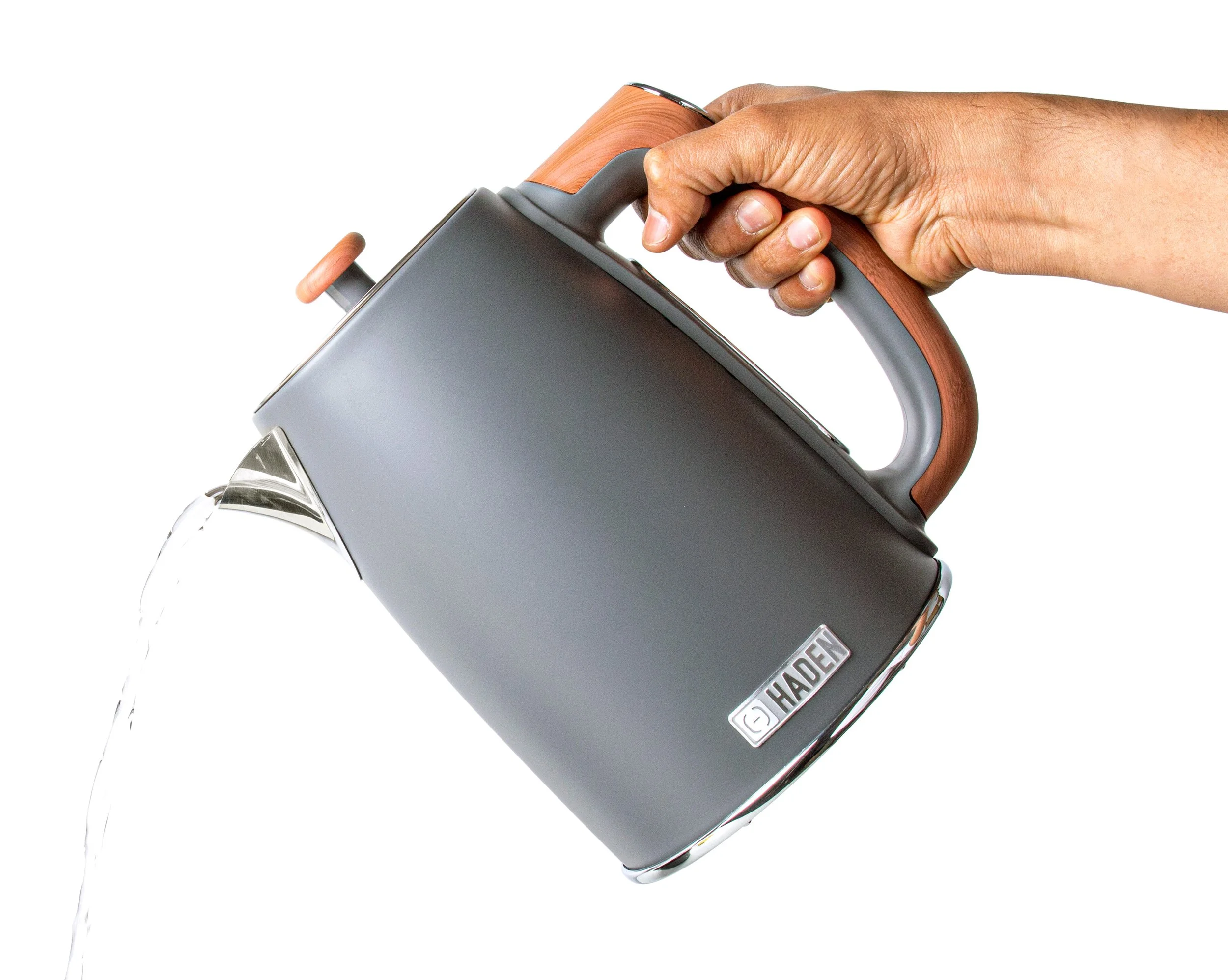 76022 Dorchester Kettle use2.jpg