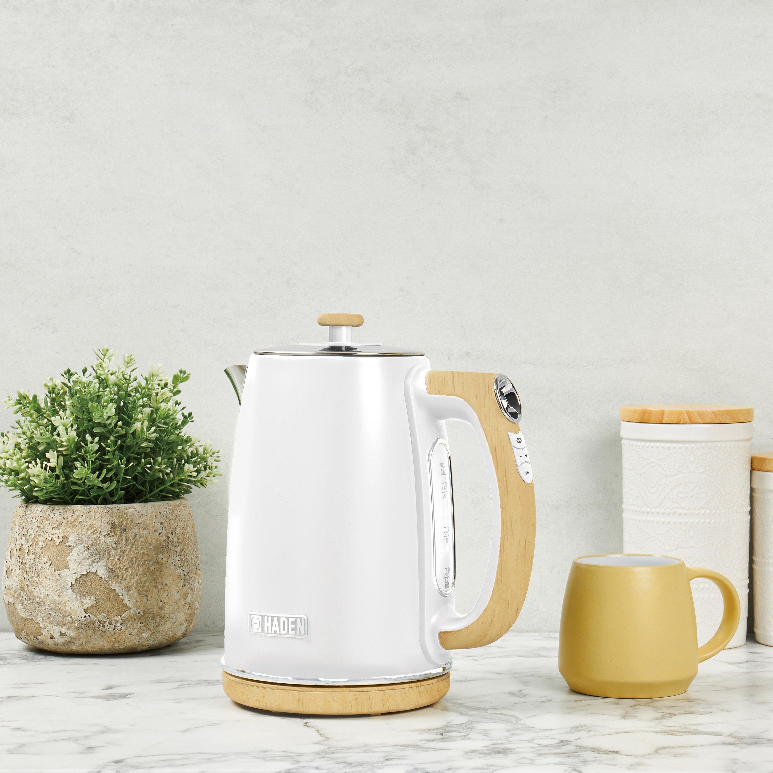Haden Dorchester 1.7L Electric Kettle Matte White