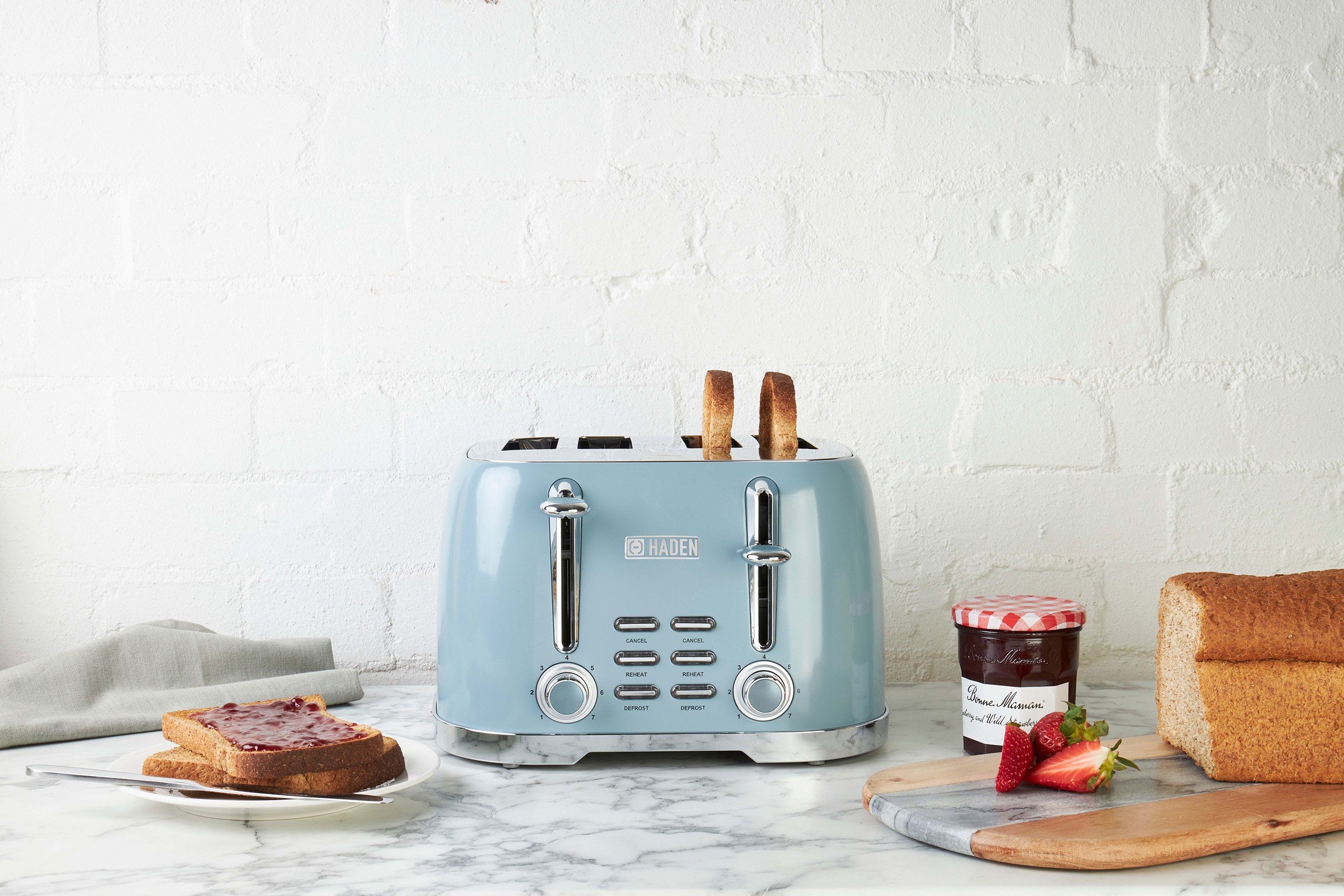75077 Brighton Toaster RS1a ext.jpg