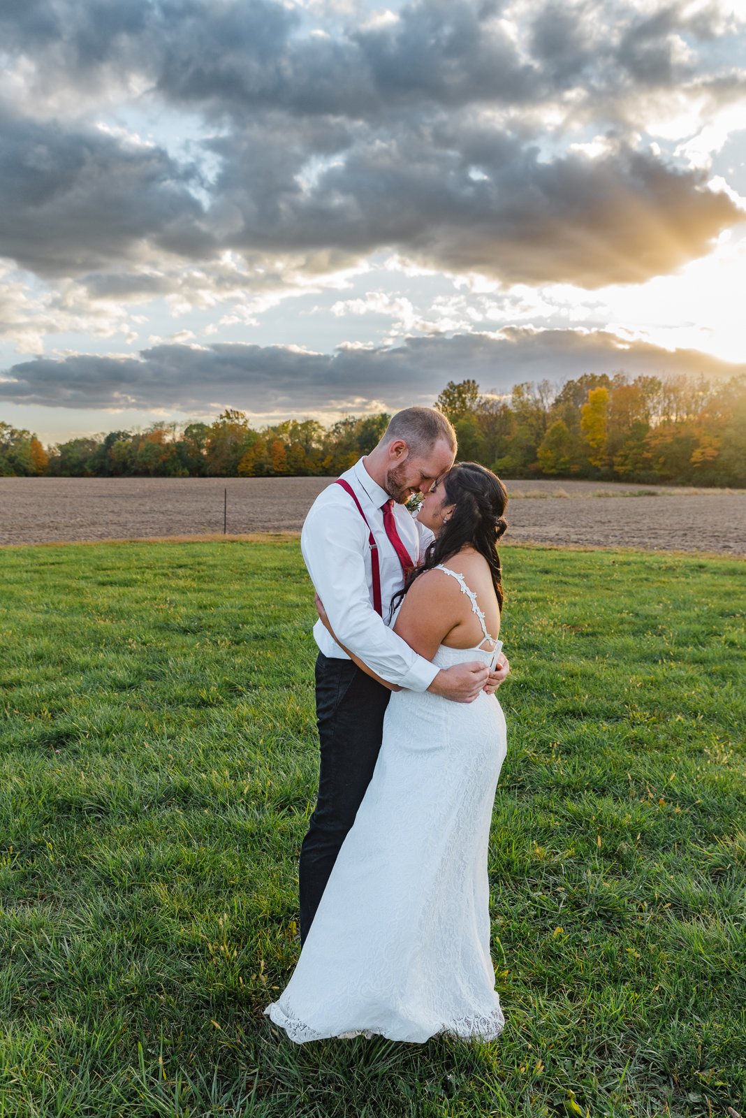 fall wedding at Blossom Barn, Lafayette Indiana-154.jpg