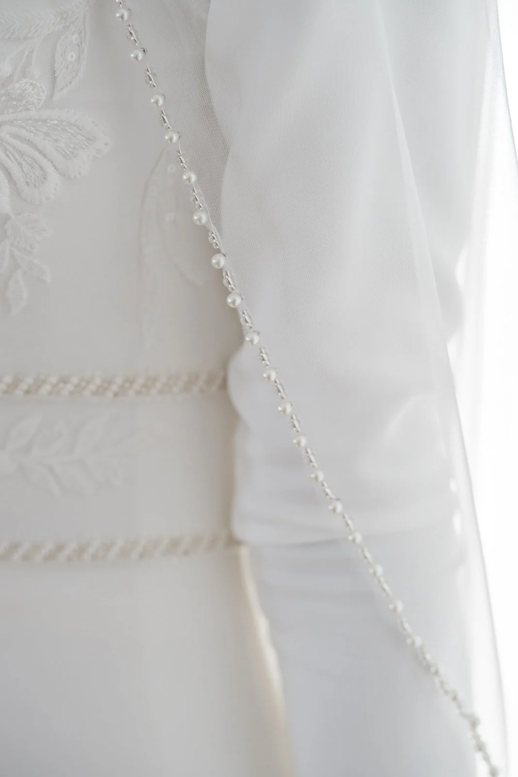 bride and groom appostolic Christian church winter wedding wolcott indiana-6.jpg