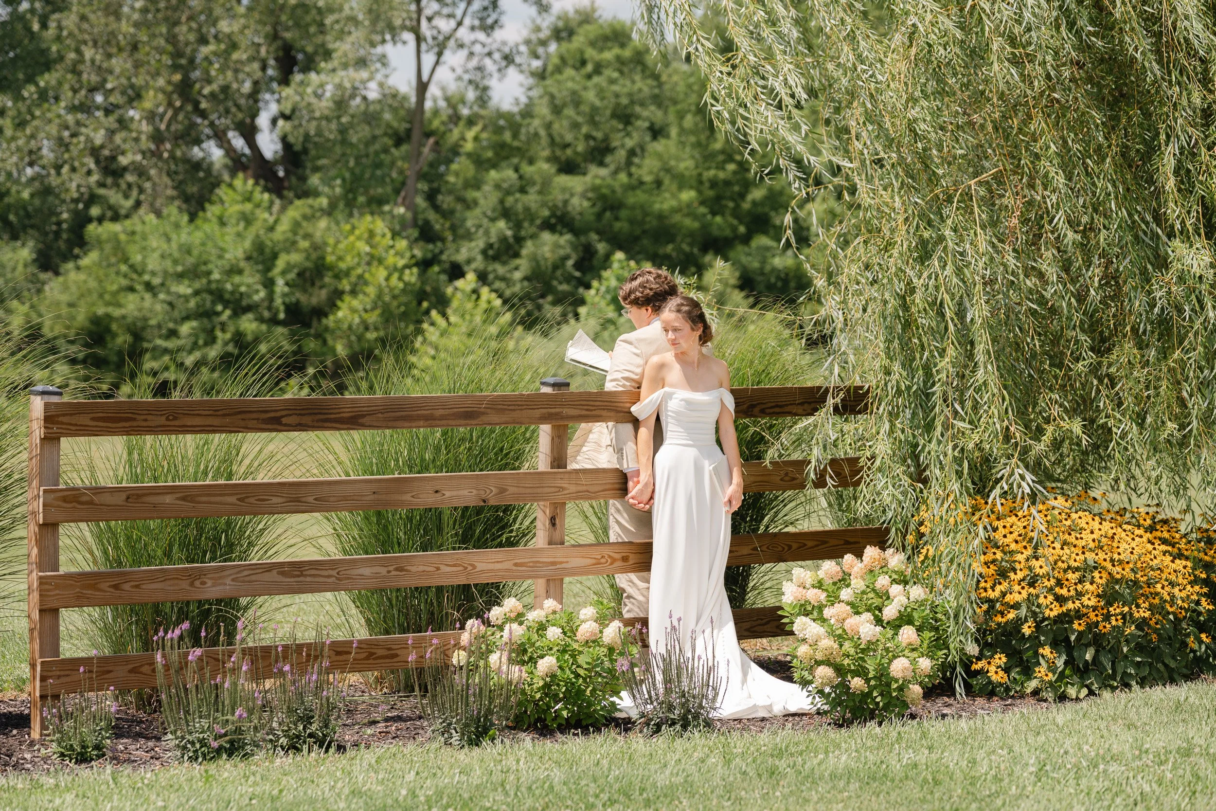 bride and groom -10.jpg