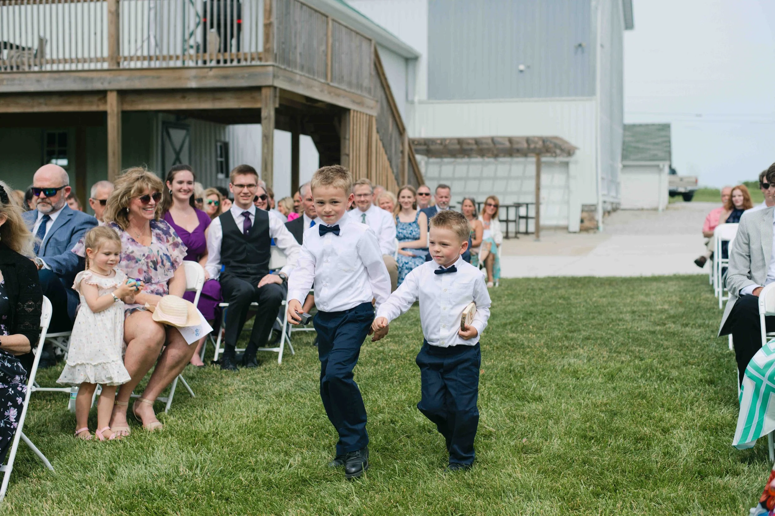 wedding-ceremony-rustic-barn-at-hopewell-2026-14.jpg