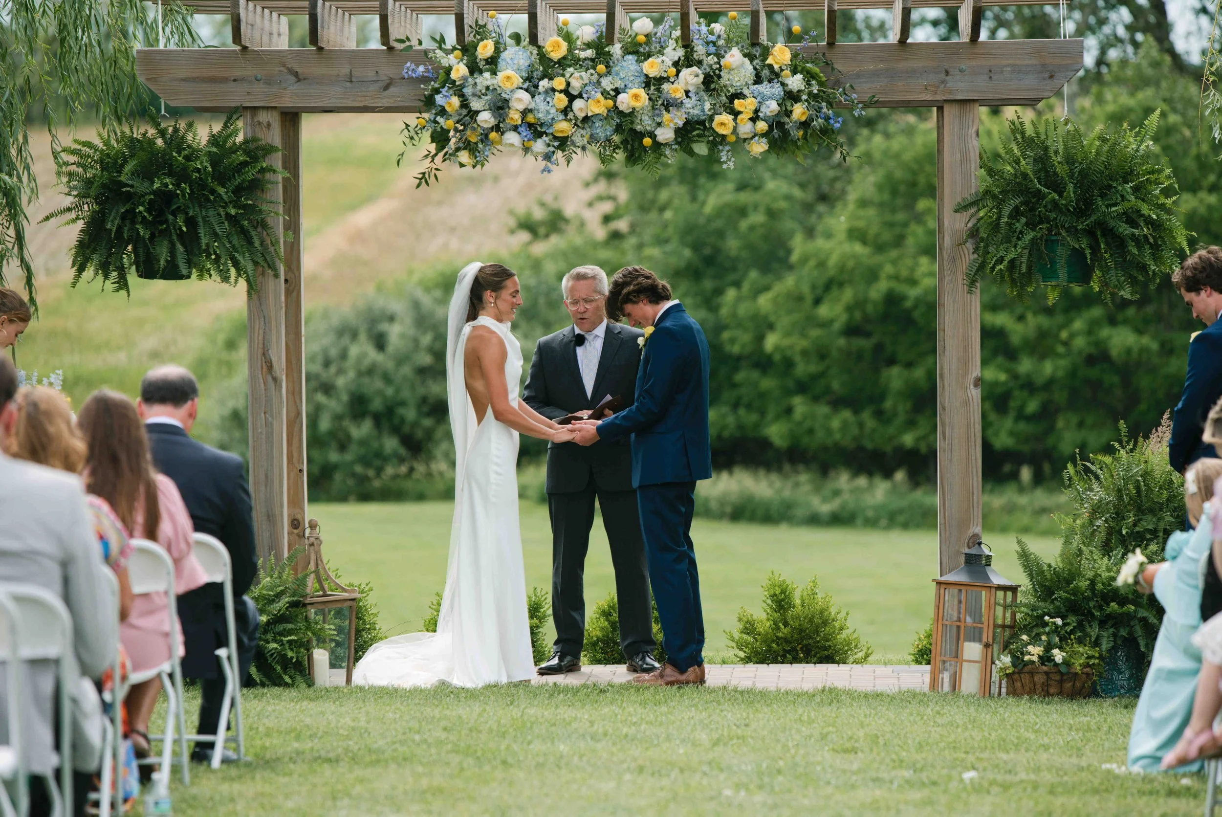 wedding-ceremony-rustic-barn-at-hopewell-2026-39.jpg