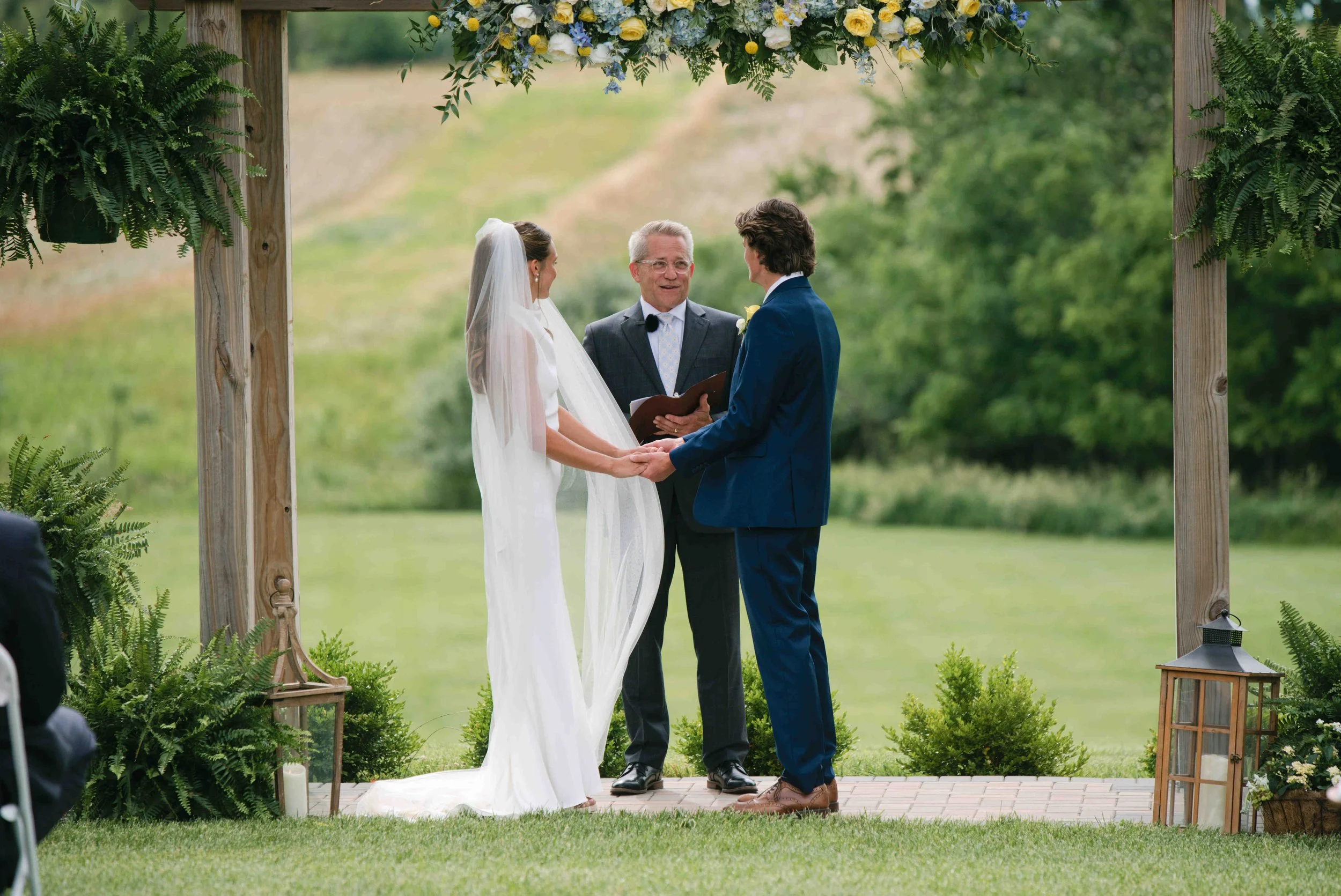 wedding-ceremony-rustic-barn-at-hopewell-2026-48.jpg