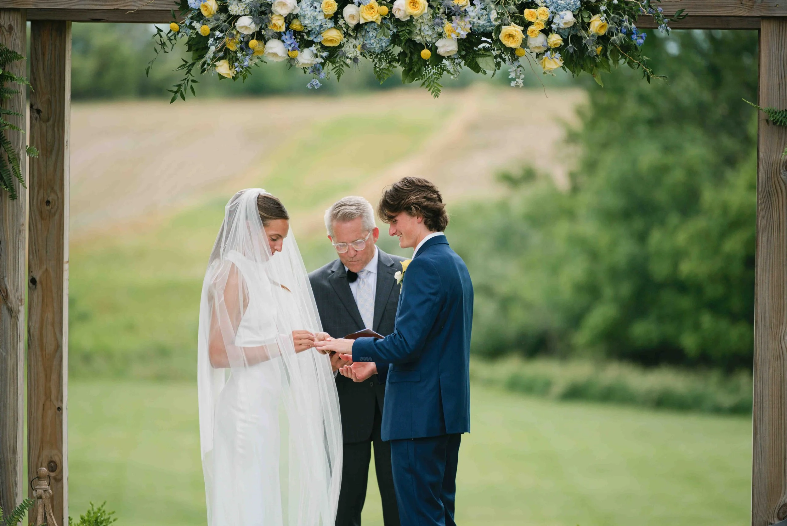 wedding-ceremony-rustic-barn-at-hopewell-2026-53.jpg