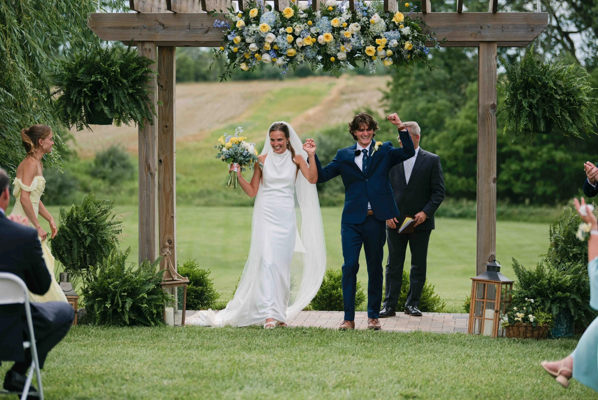 wedding-ceremony-rustic-barn-at-hopewell-2026-62.jpg
