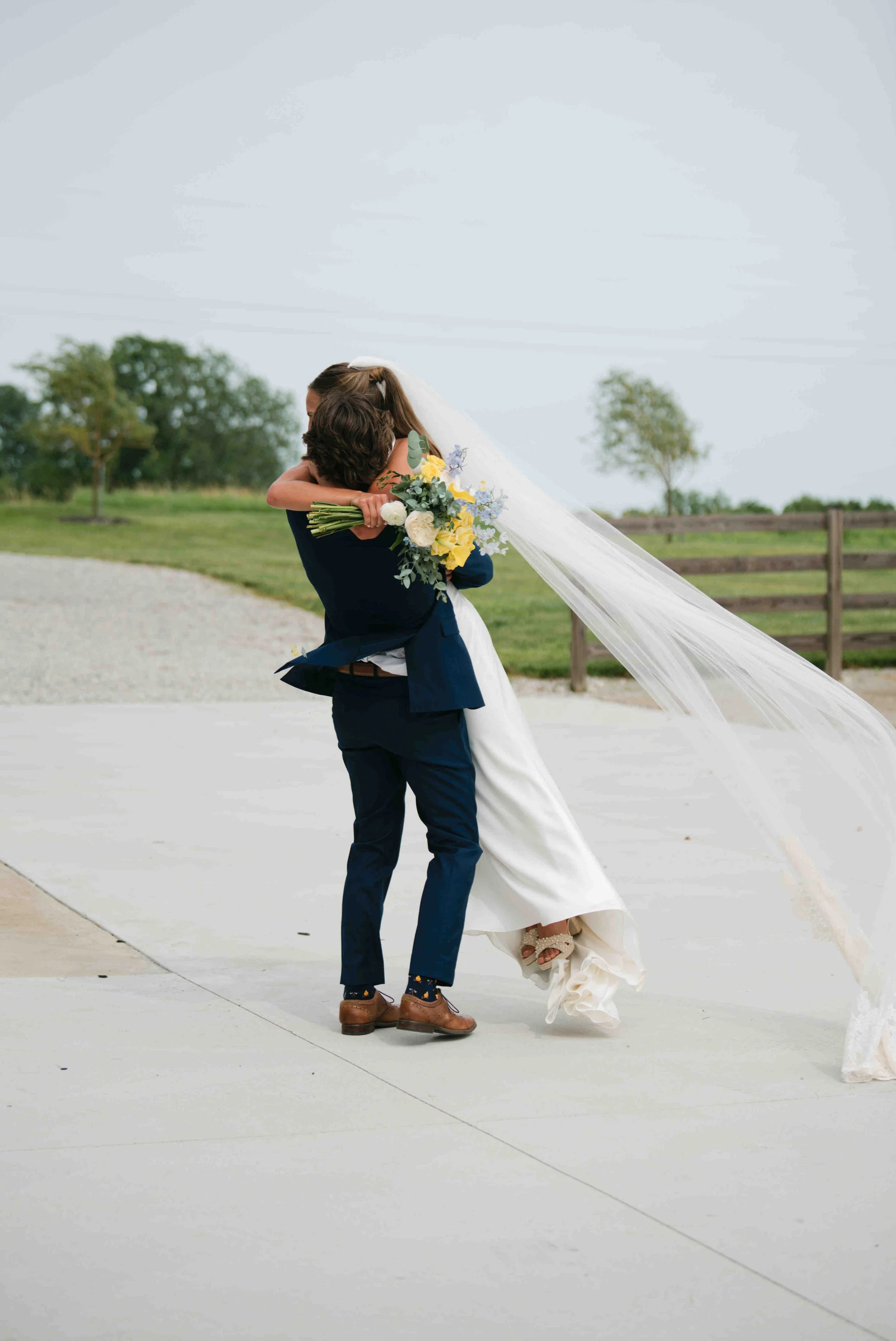 wedding-ceremony-rustic-barn-at-hopewell-2026-72.jpg